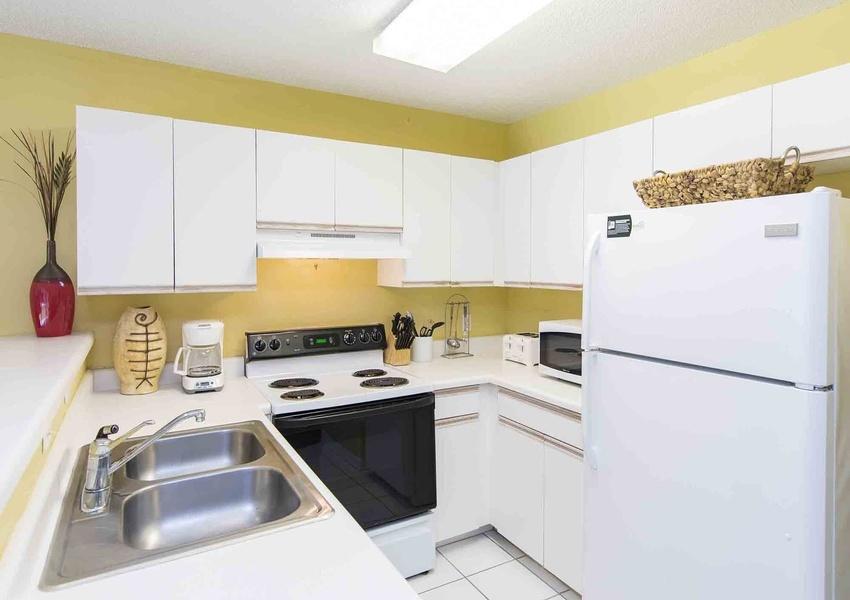 MARAVILLA CONDO 2 - Residential