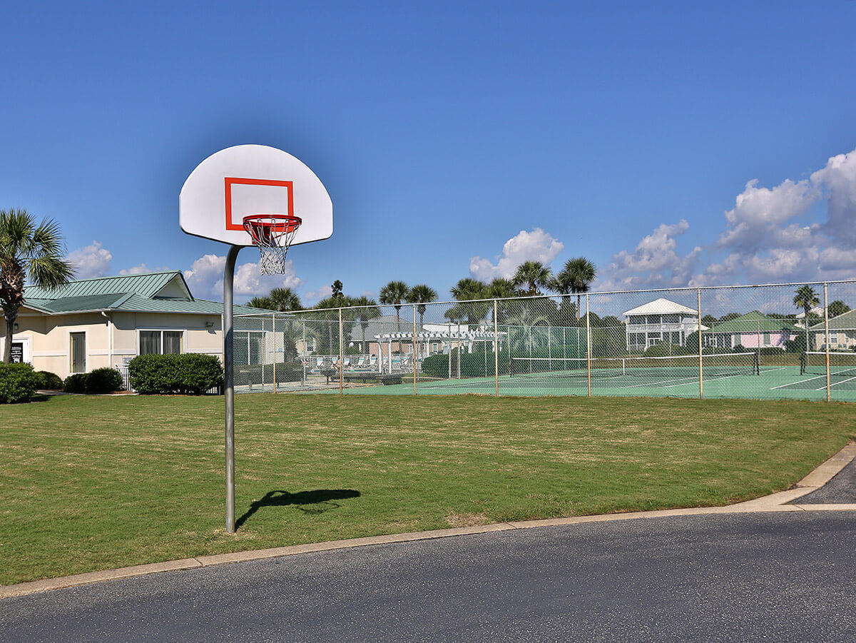 MARAVILLA CONDO 2 - Residential