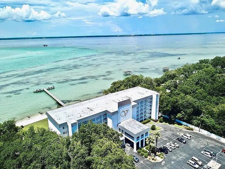 VALENCIA CONDO - Residential Lease