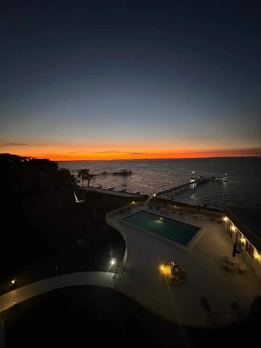 VALENCIA CONDO - Residential Lease