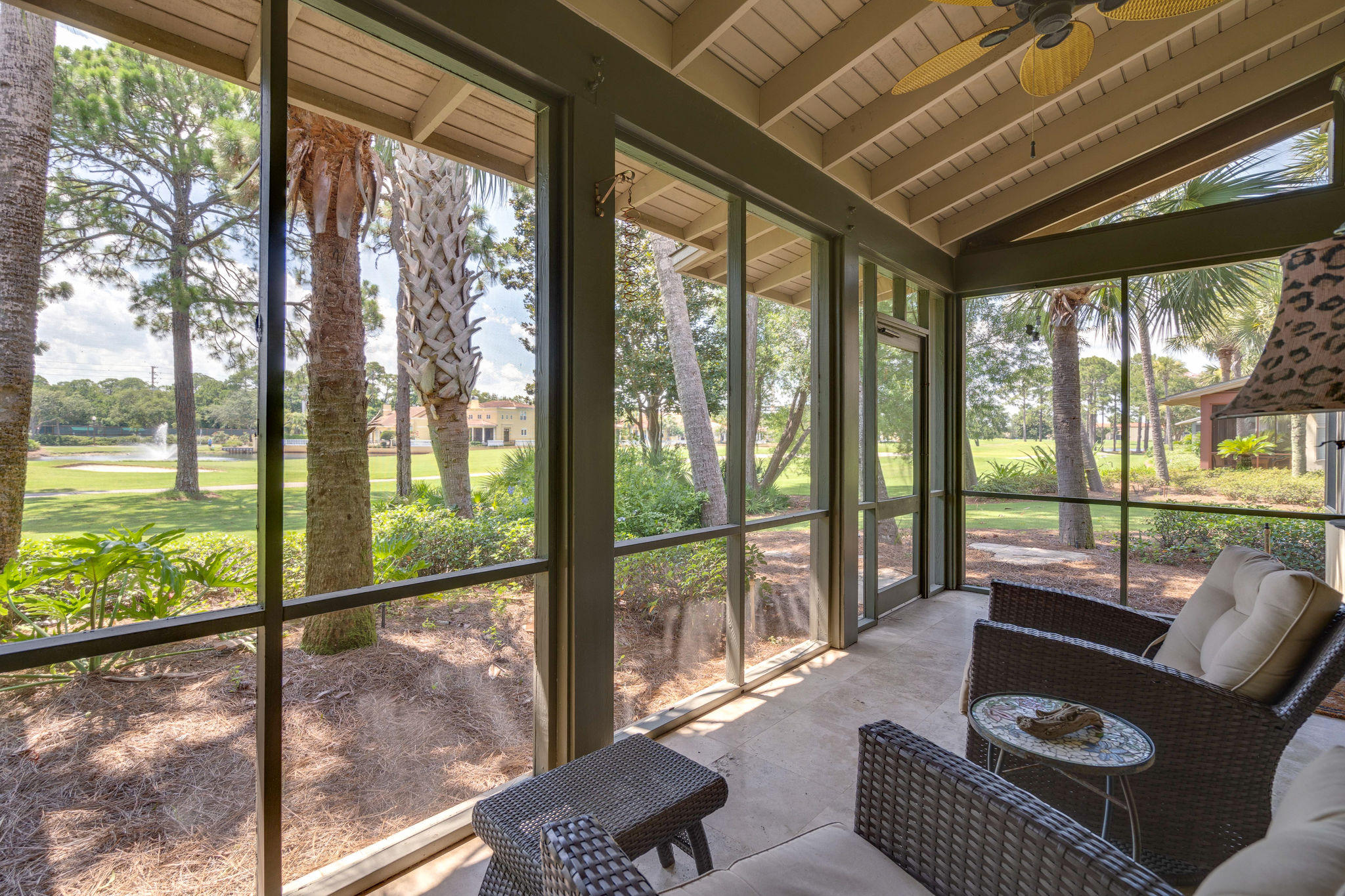 MAGNOLIA BAY - Residential