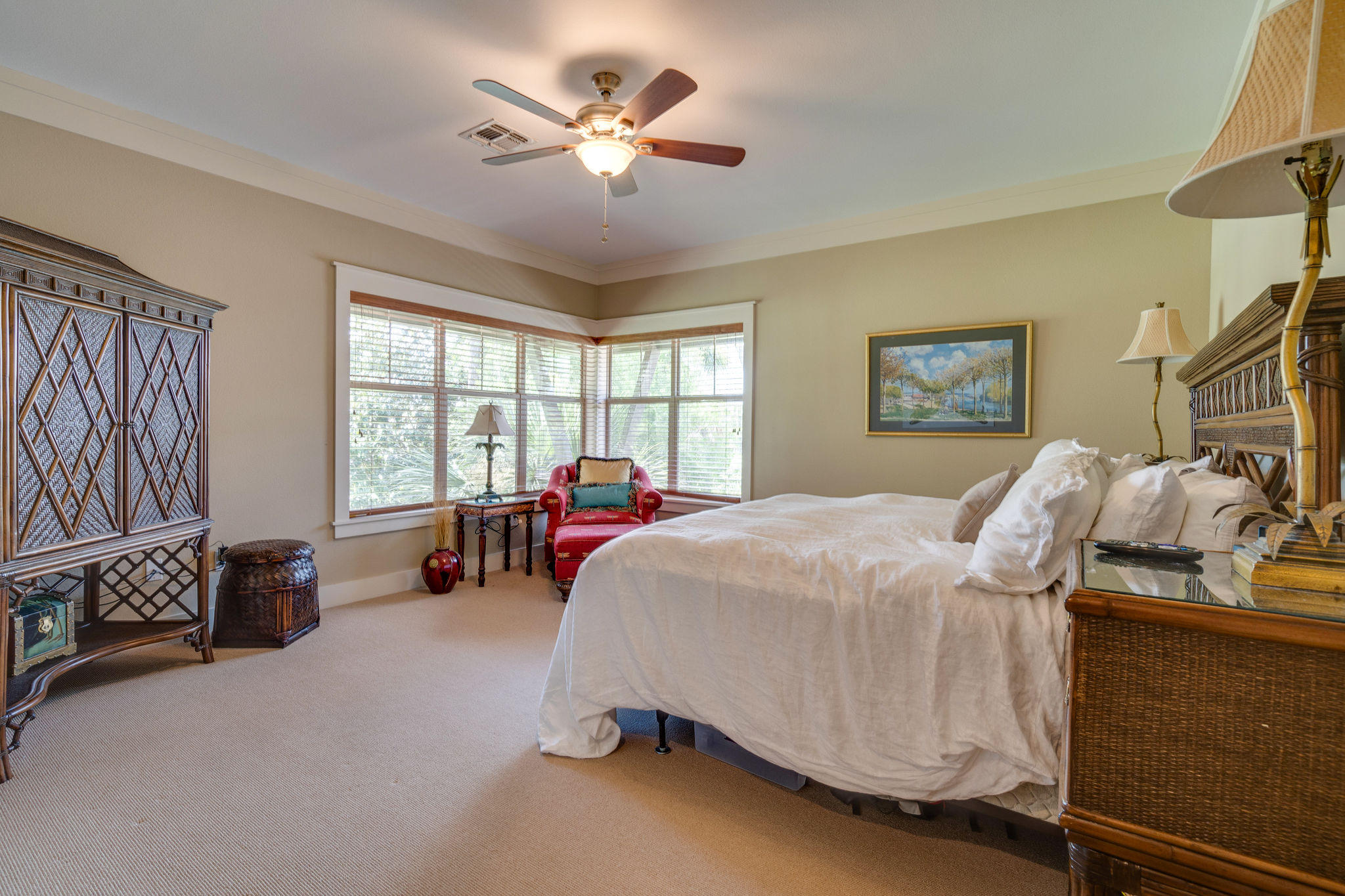 MAGNOLIA BAY - Residential