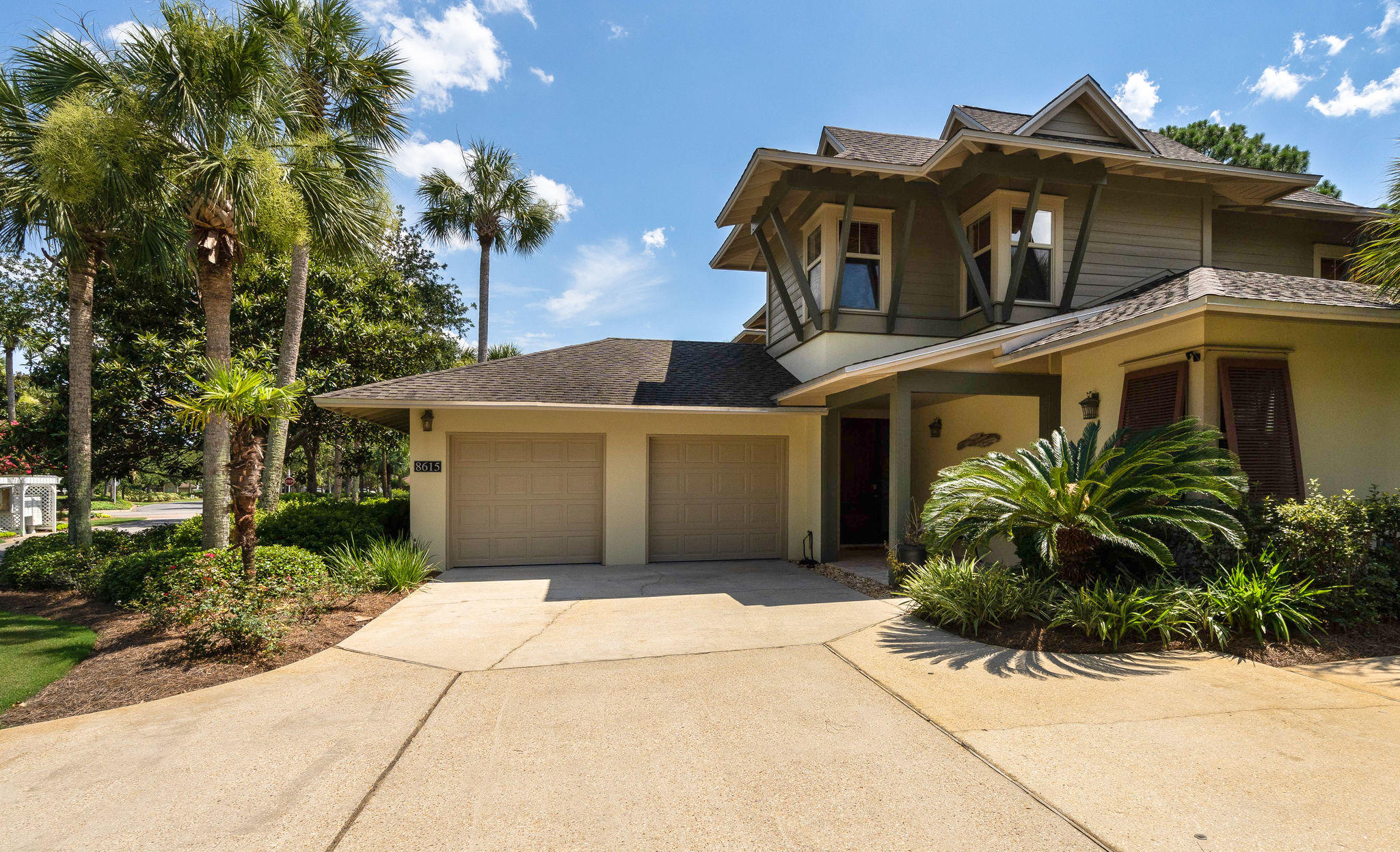 MAGNOLIA BAY - Residential