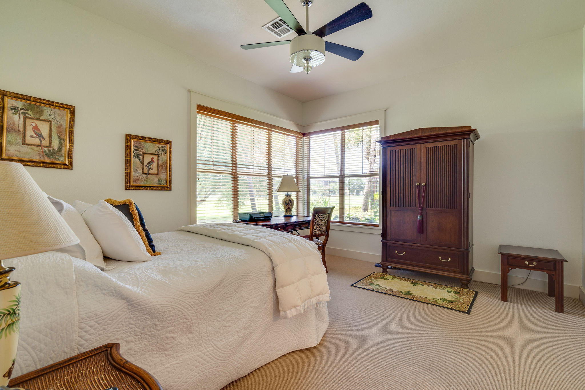 MAGNOLIA BAY - Residential