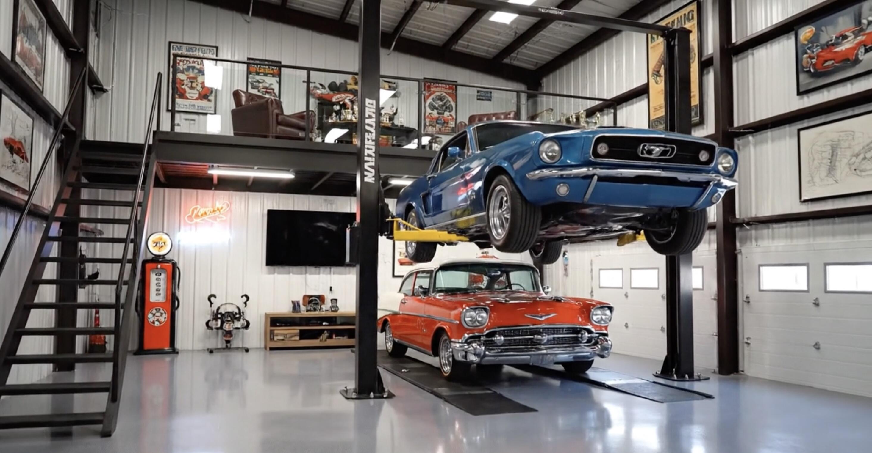 GARAGE 30A LUXURY MOTOR CONDOS - Residential