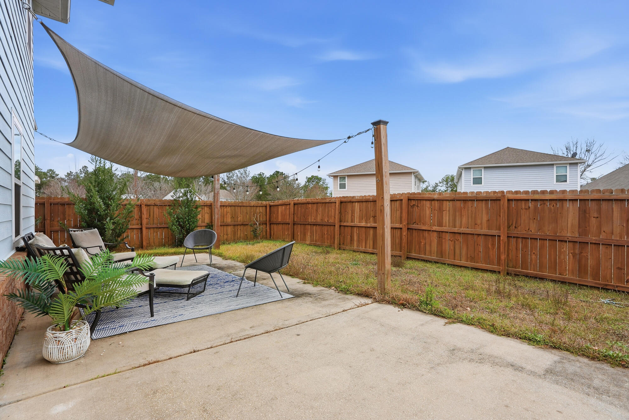 LAGRANGE LANDING - Residential