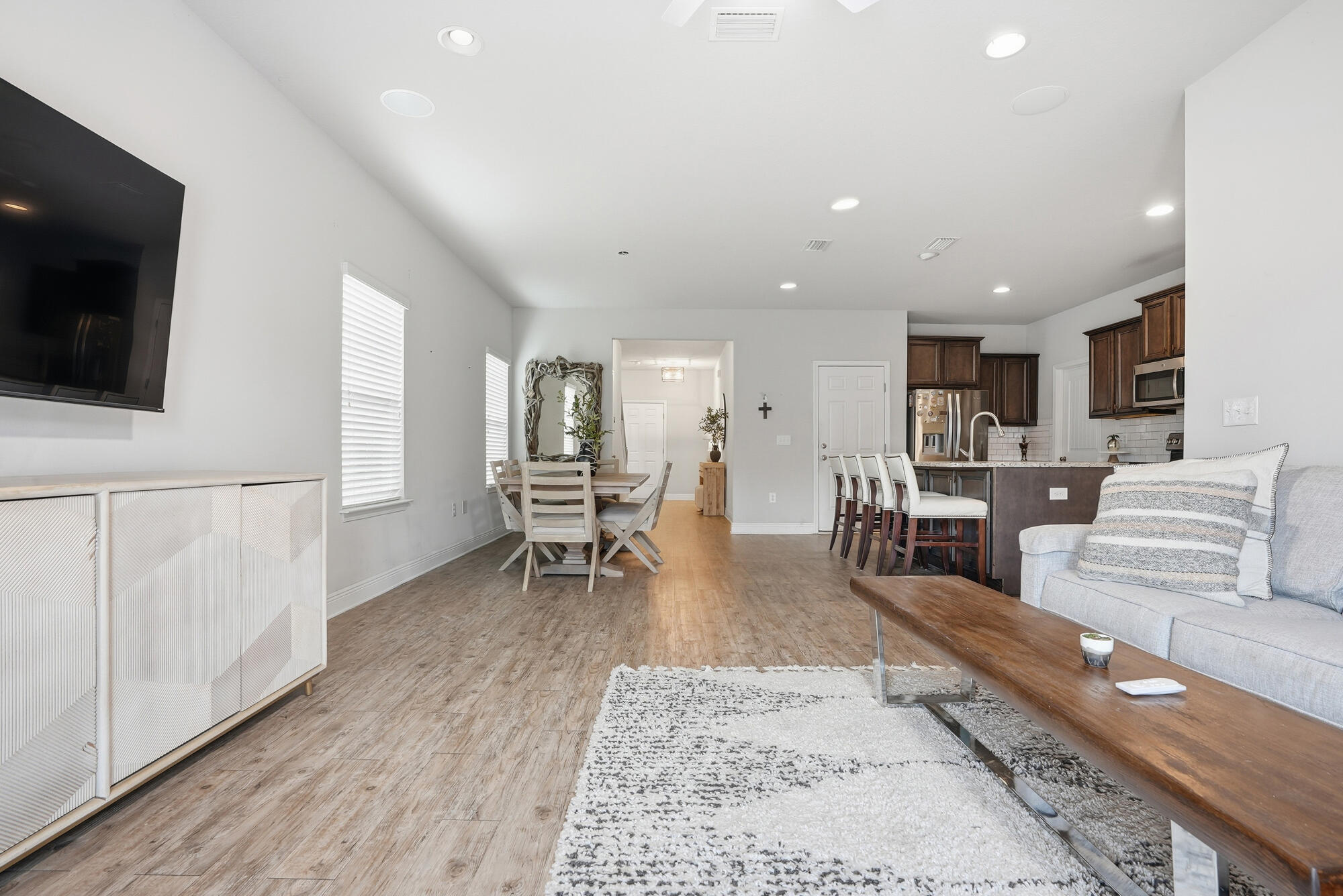 LAGRANGE LANDING - Residential