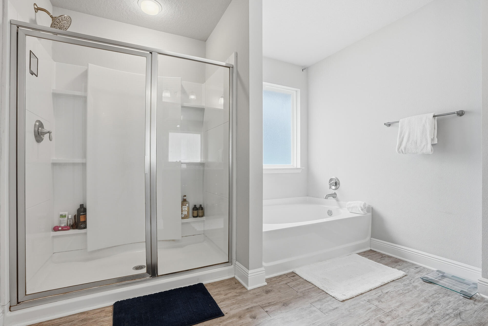 LAGRANGE LANDING - Residential