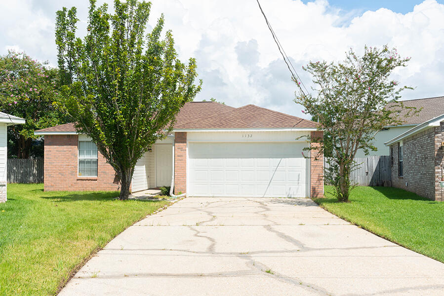 SWEETBRIAR STATION S/D - Residential