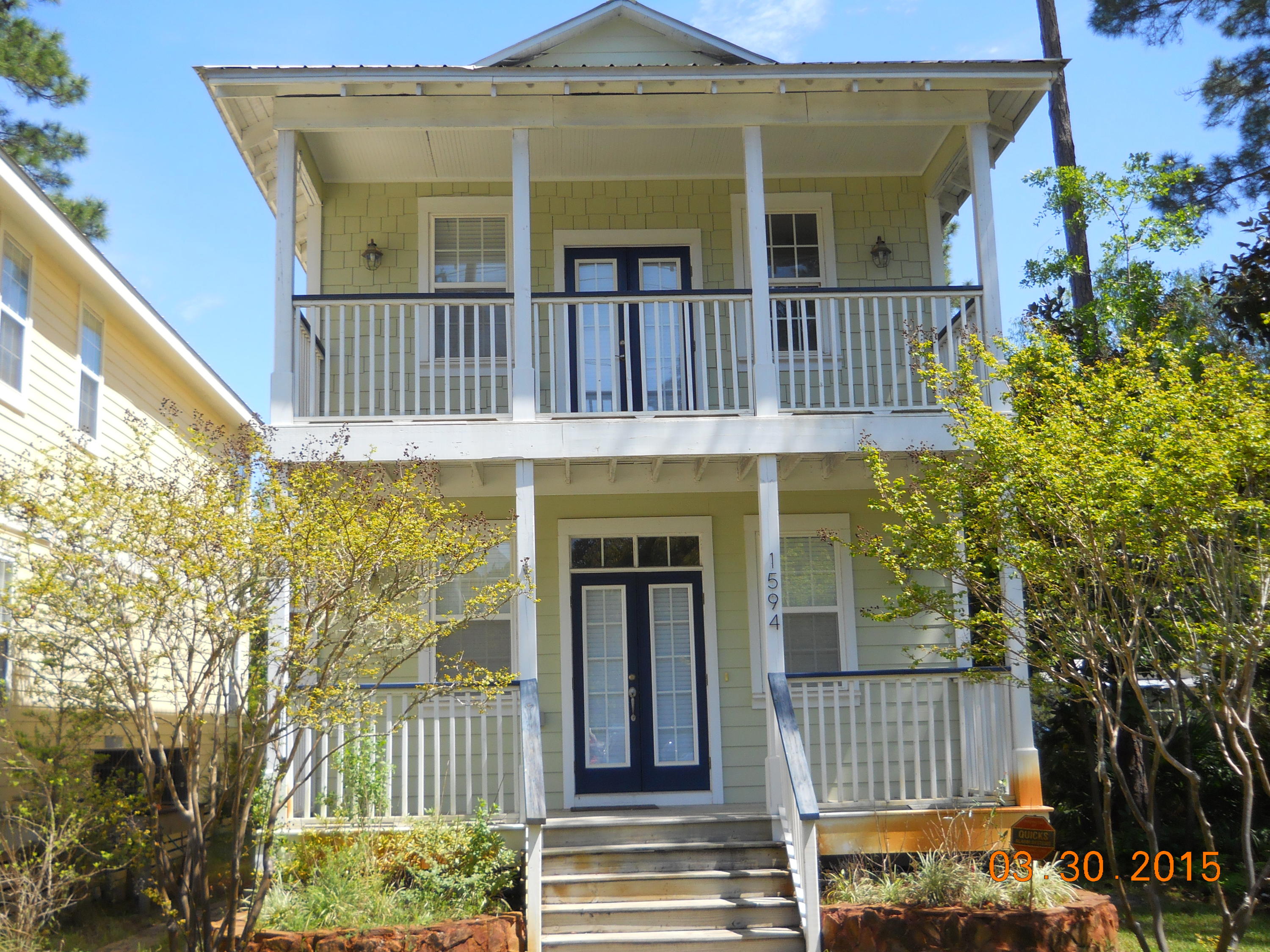 TOWN OF SANTA ROSA - Residential Lease