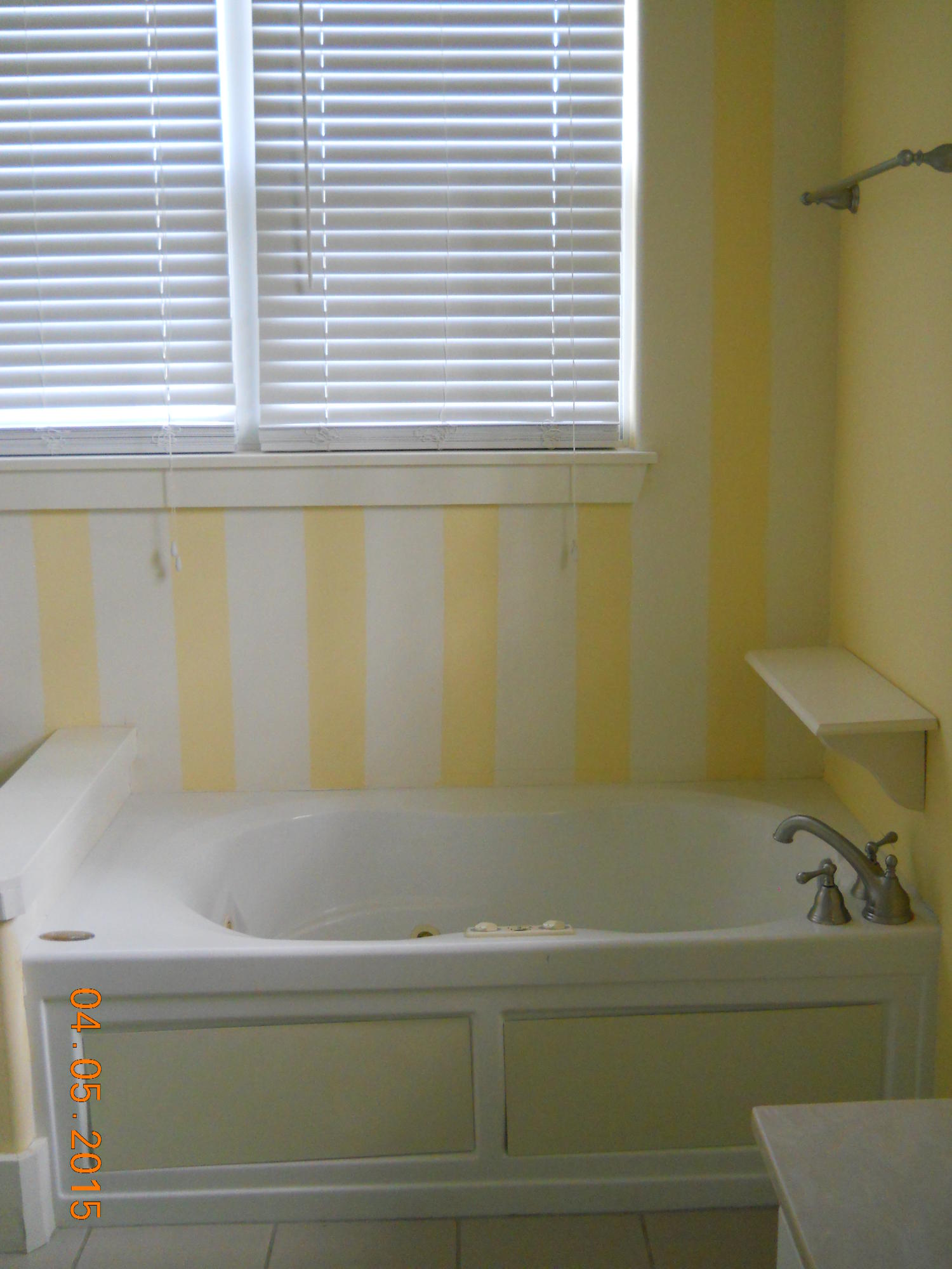 TOWN OF SANTA ROSA - Residential Lease