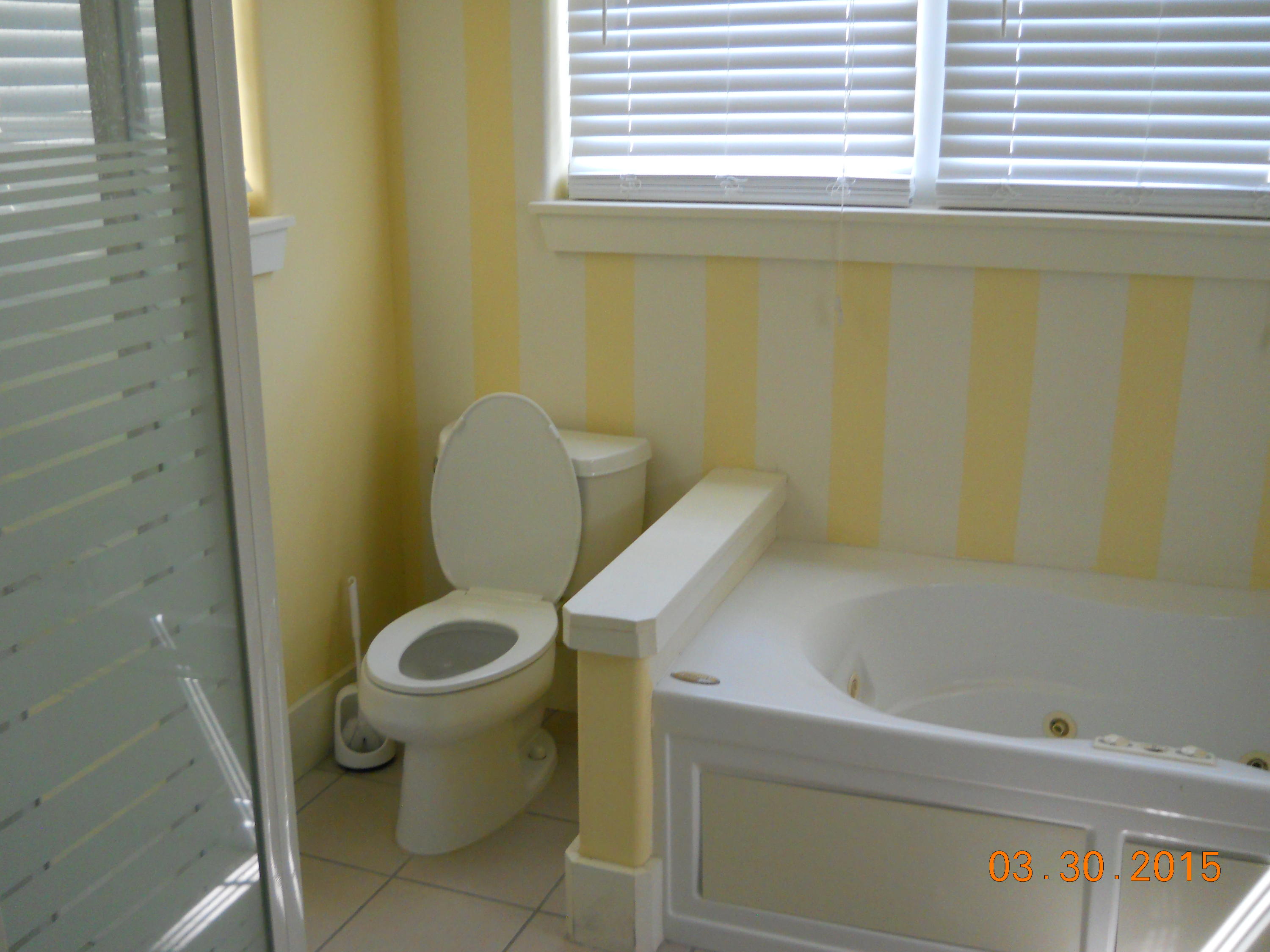 TOWN OF SANTA ROSA - Residential Lease