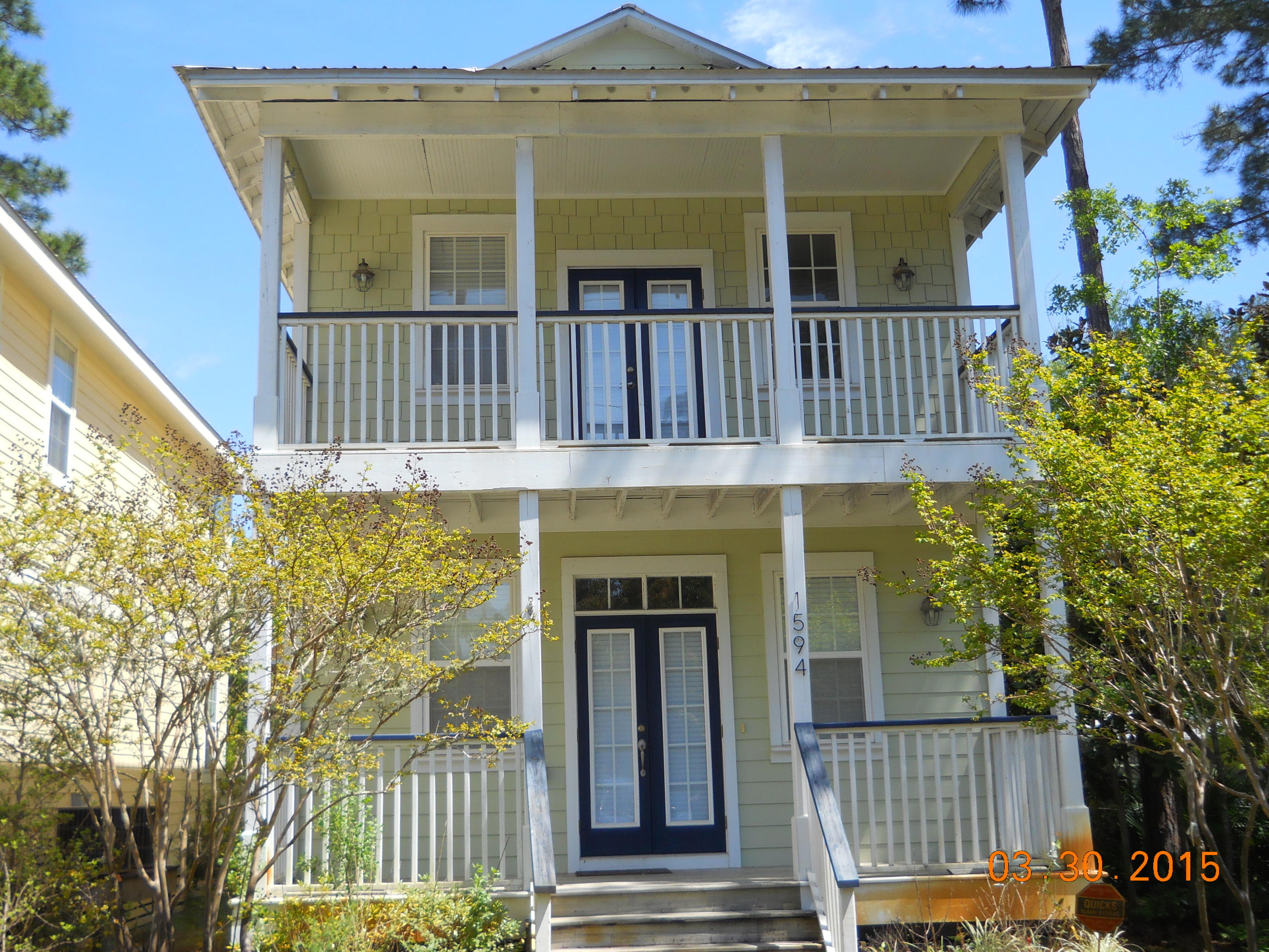 TOWN OF SANTA ROSA - Residential Lease