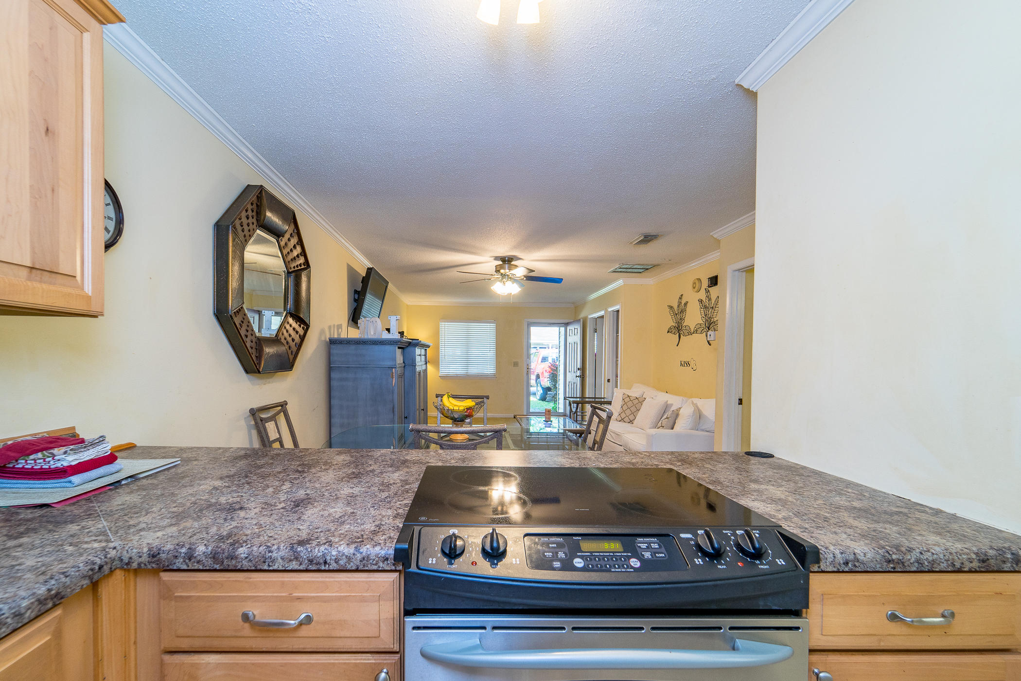 WINSTON MANOR T/H - Residential