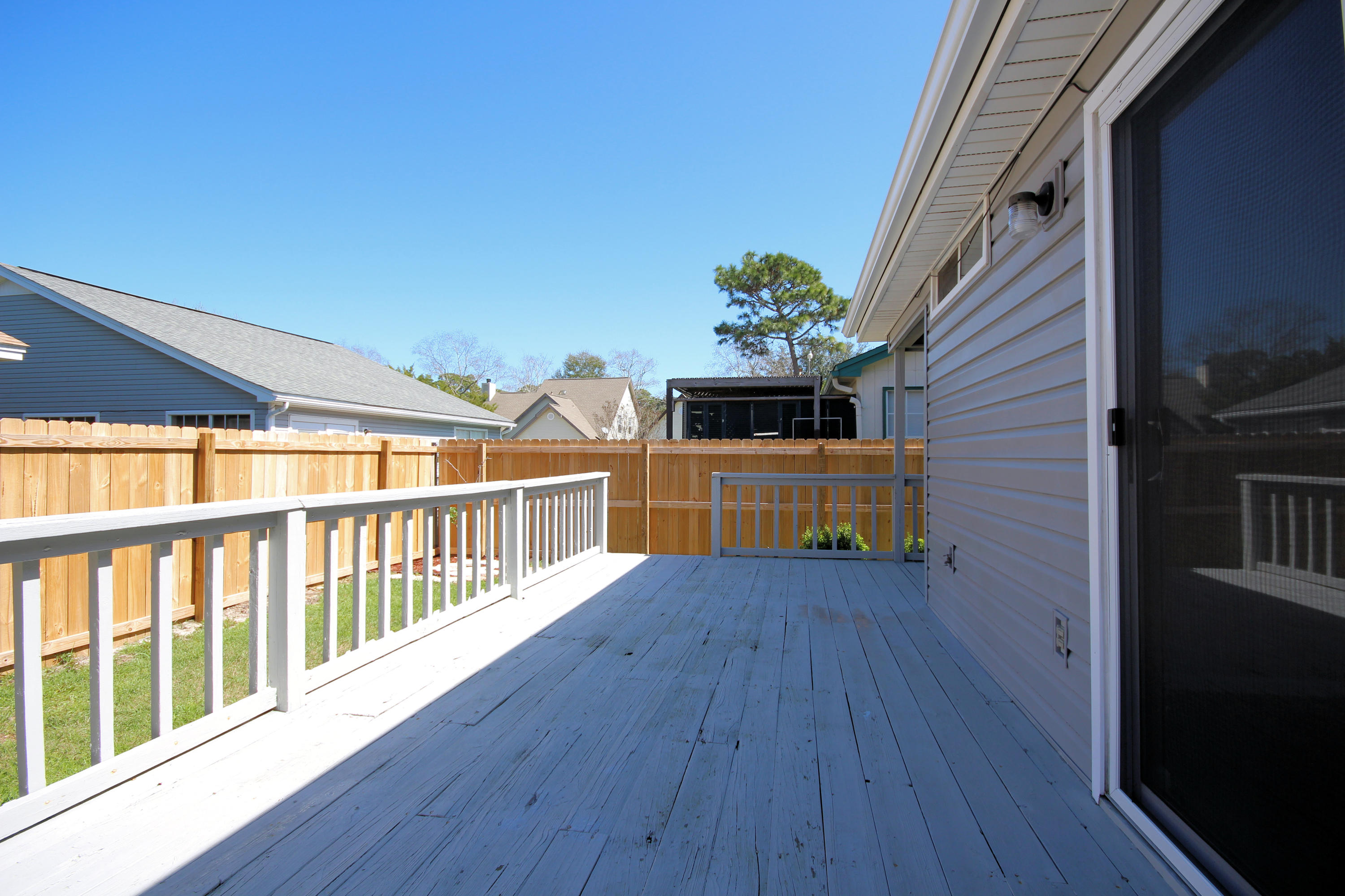 WOODLAND PARK ESTATES - Residential