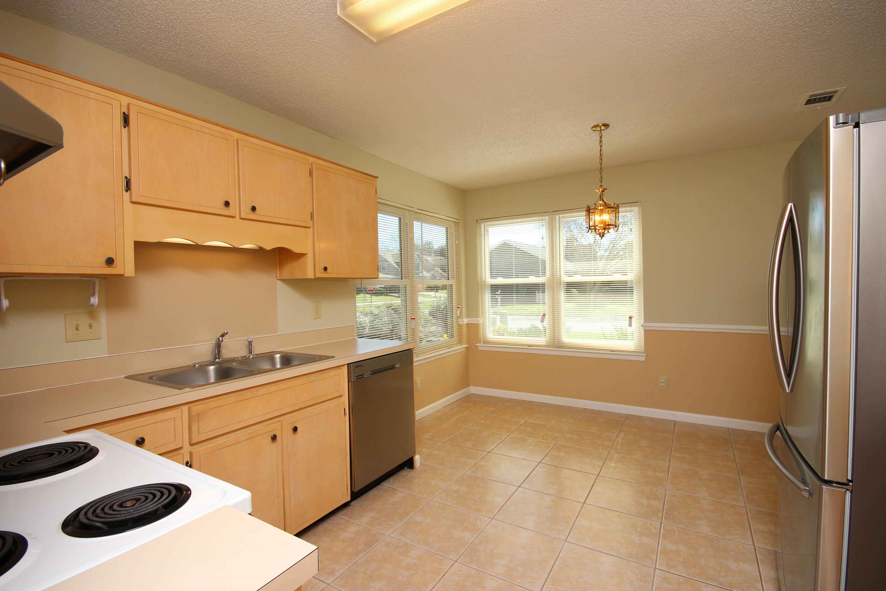 WOODLAND PARK ESTATES - Residential