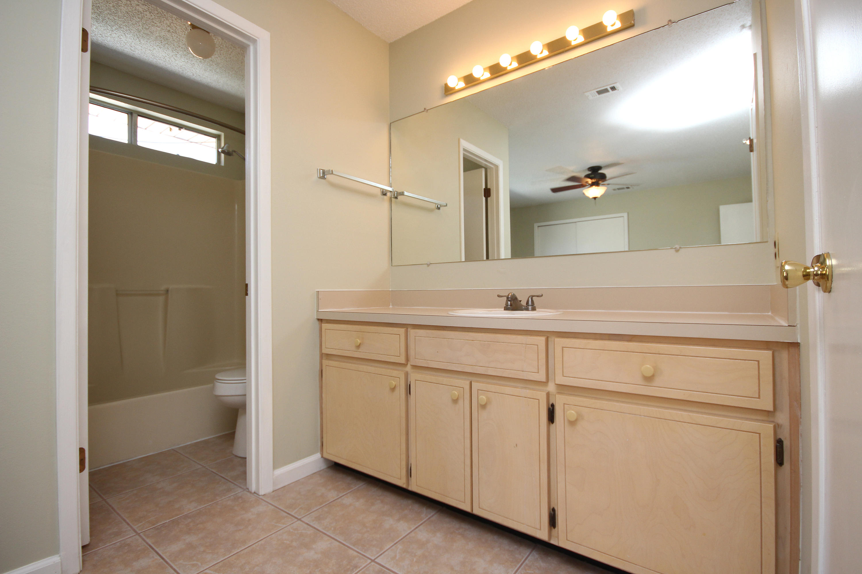 WOODLAND PARK ESTATES - Residential