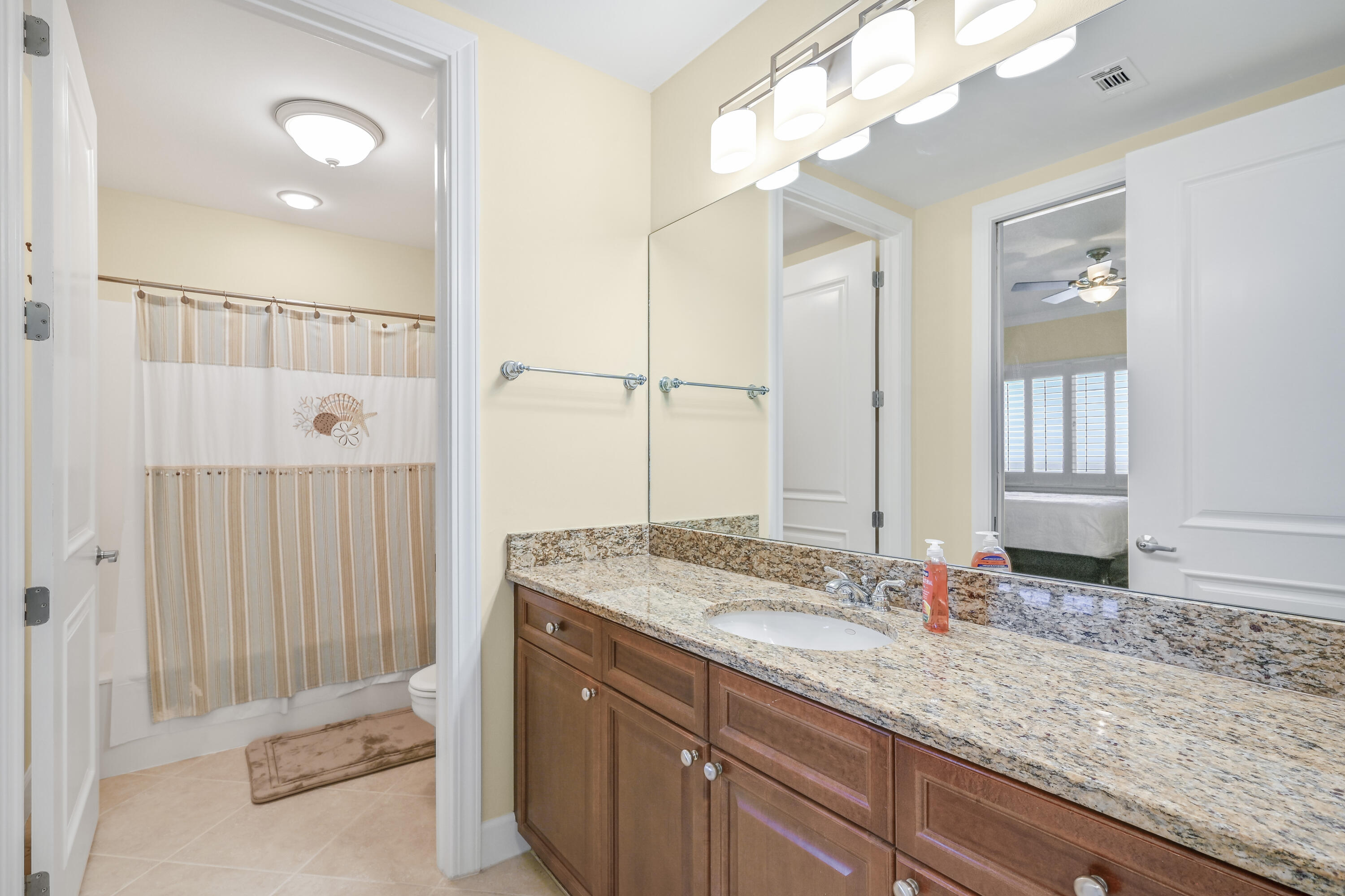 HARBOR LANDING PH II - Residential