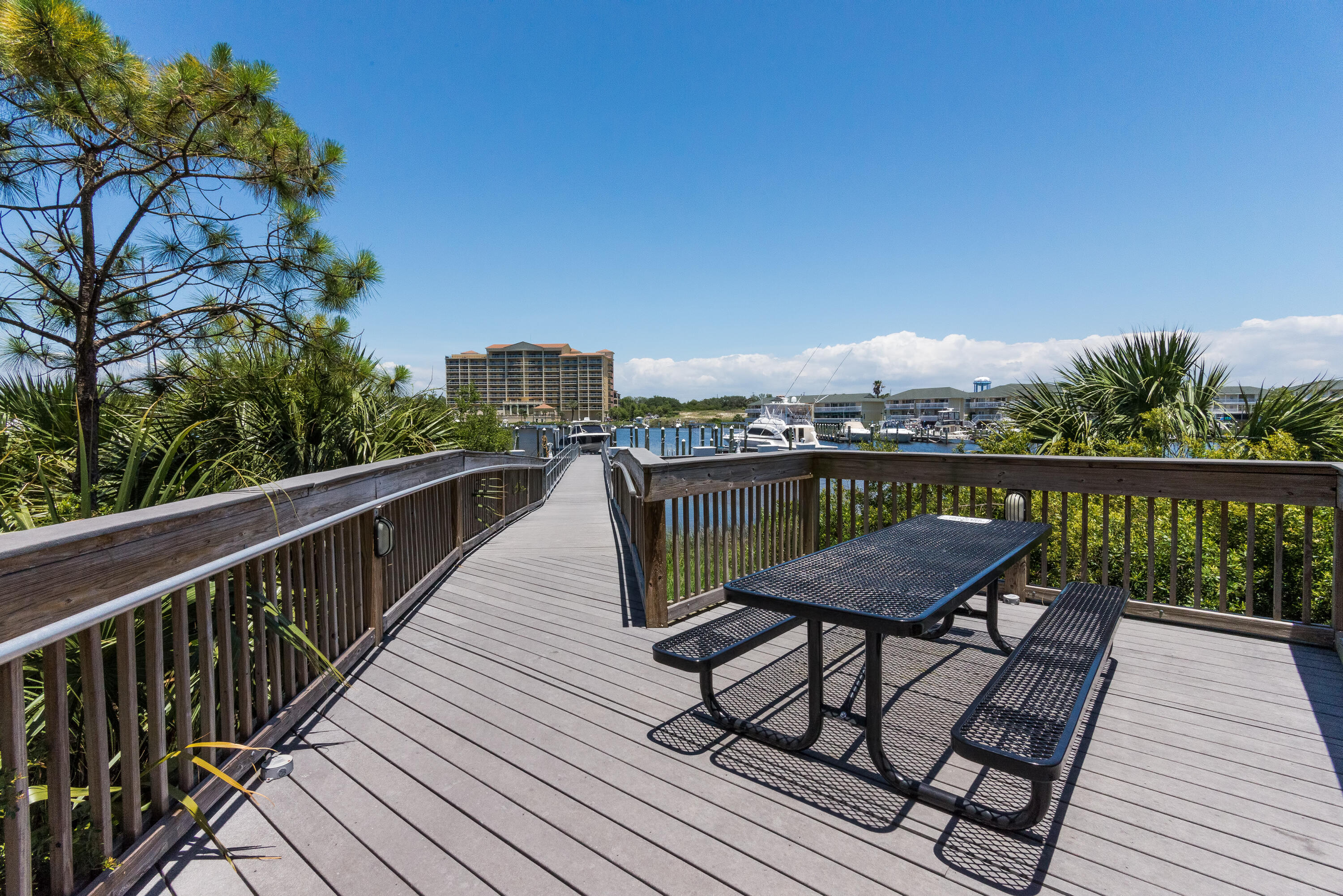 HARBOR LANDING PH II - Residential