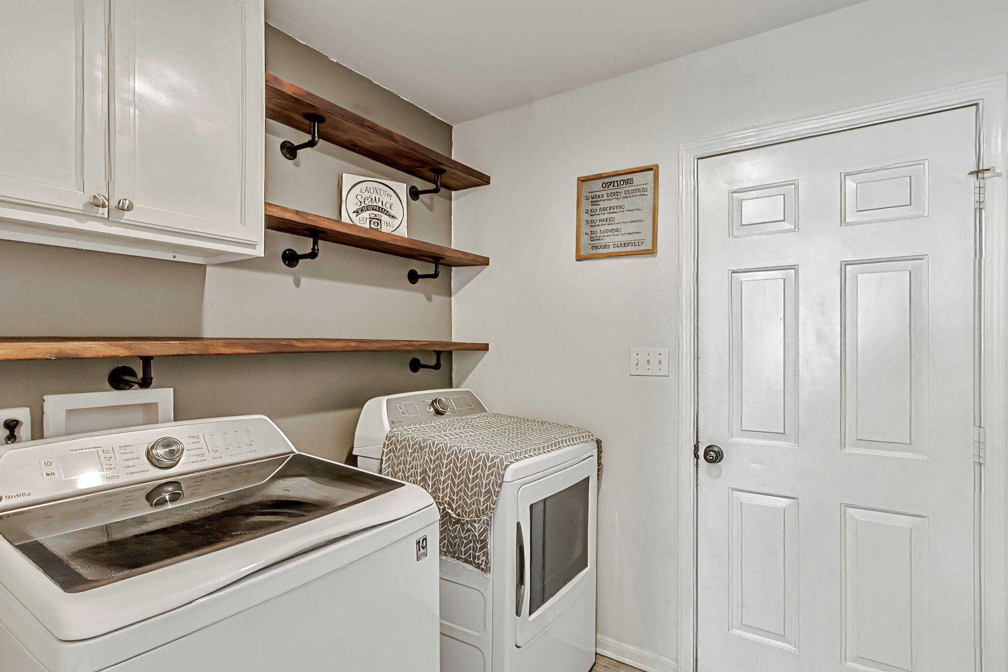 EMERALD ESTATES - Residential