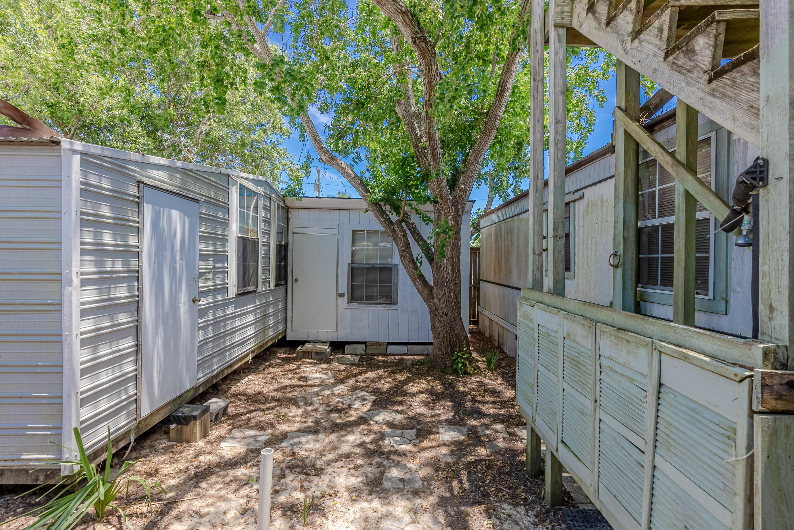 LAGUNA BEACH 7TH ADDN - Residential