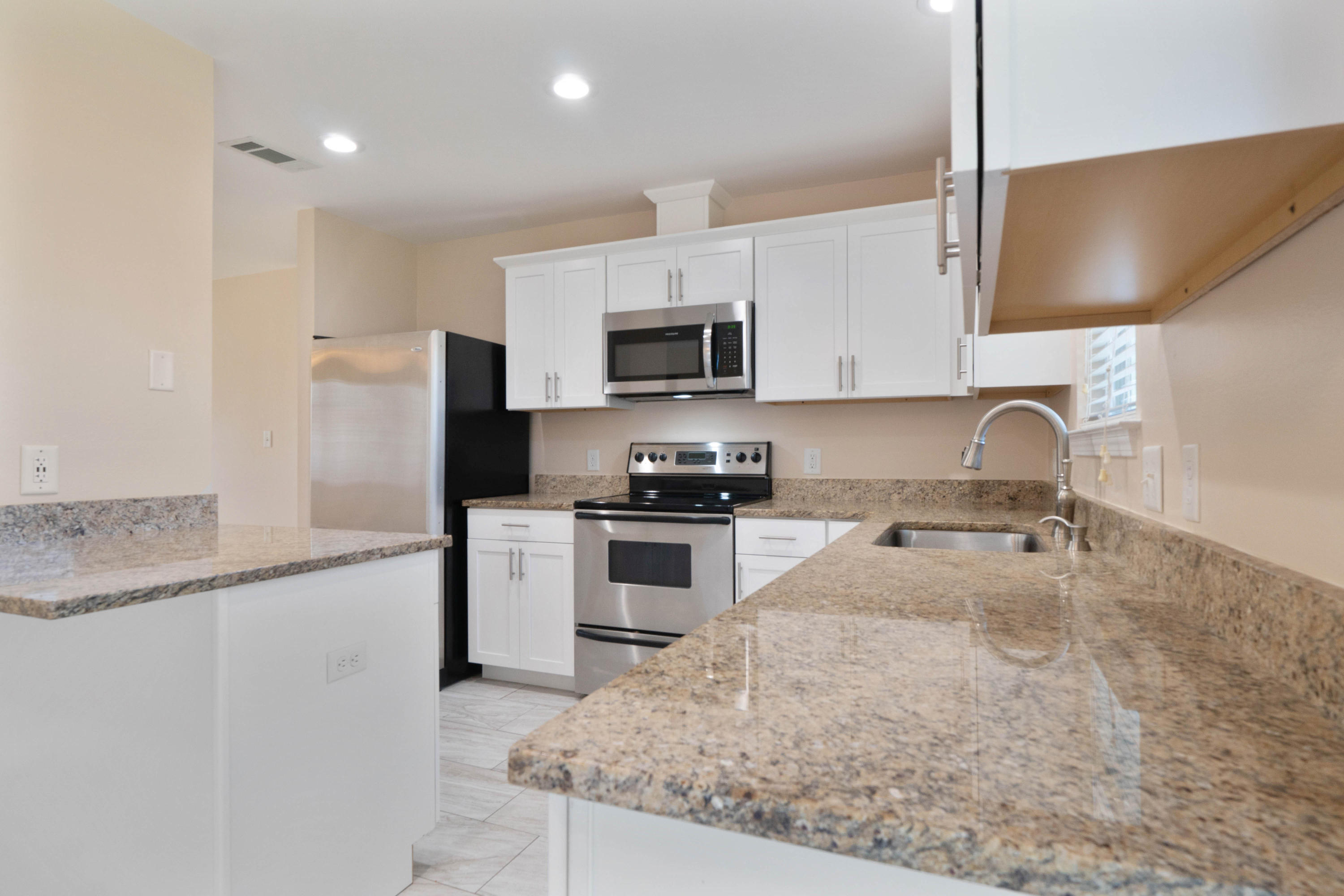 VIZCAYA 1ST ADDN - Residential