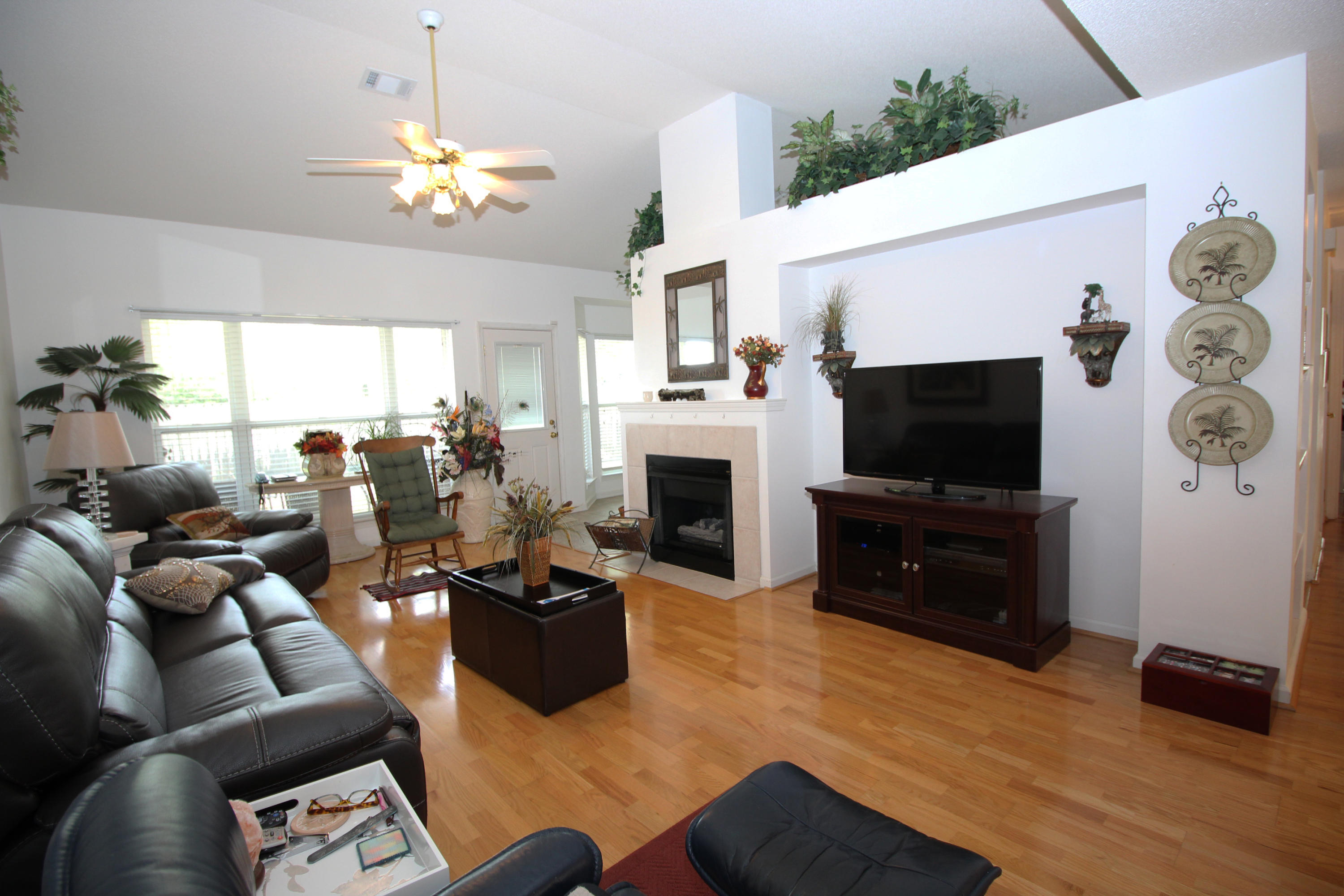 LAKEVIEW S/D - Residential