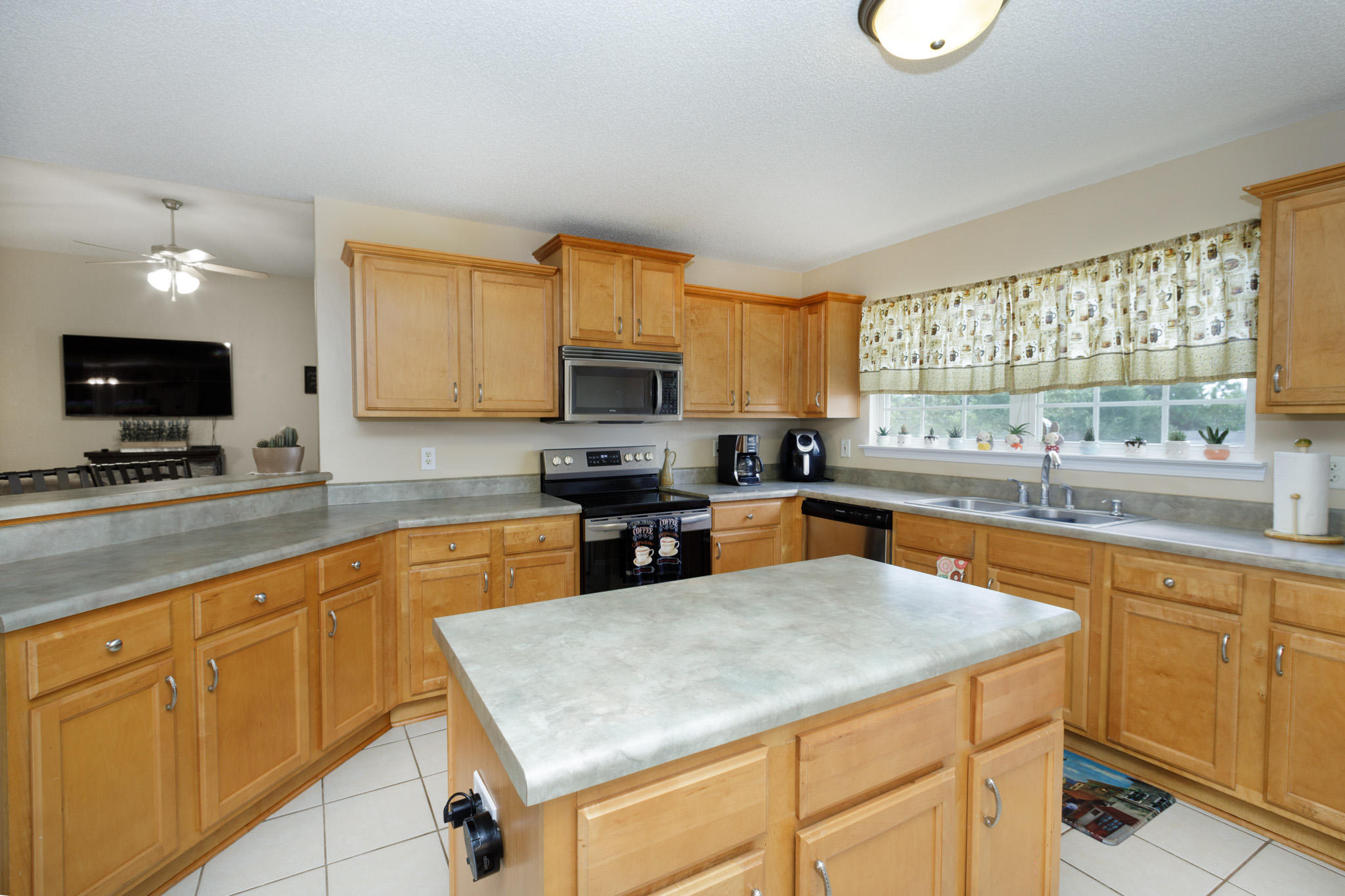 NORTHLAKES S/D PH 2 - Residential