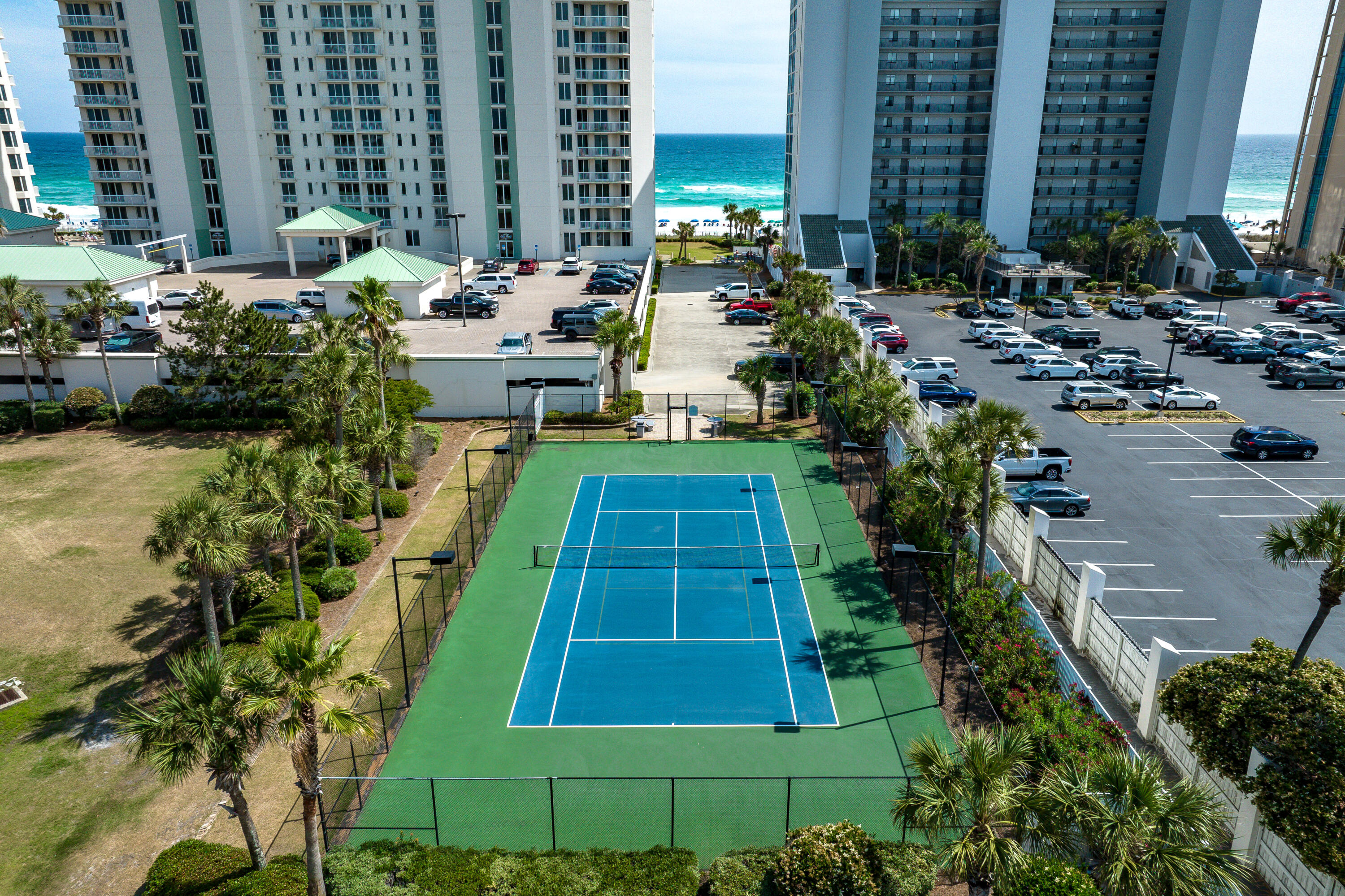 SILVER BEACH TOWERS WEST - Residential