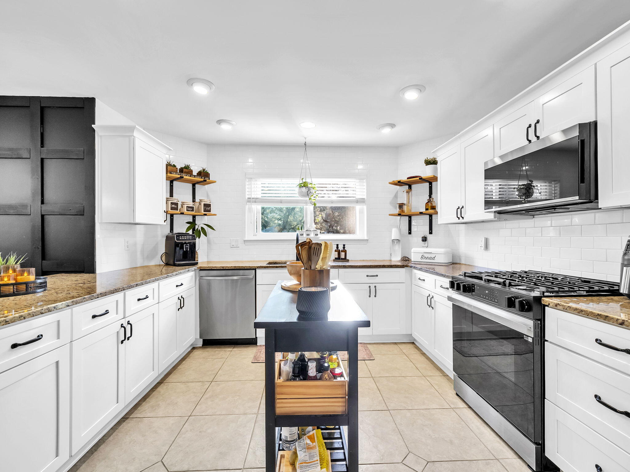 CARIBBEAN VILLAGE EAST 1 - Residential