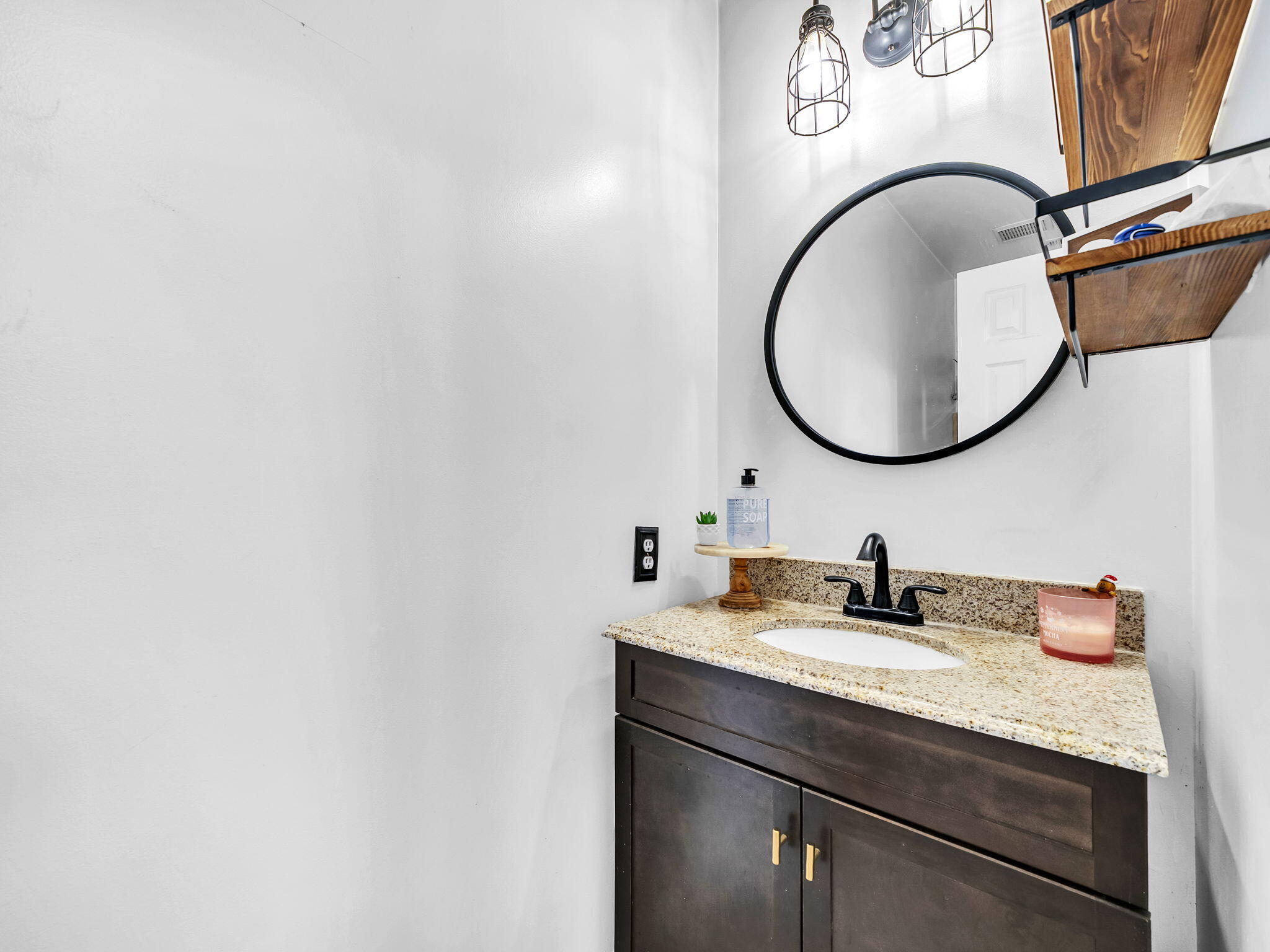 CARIBBEAN VILLAGE EAST 1 - Residential