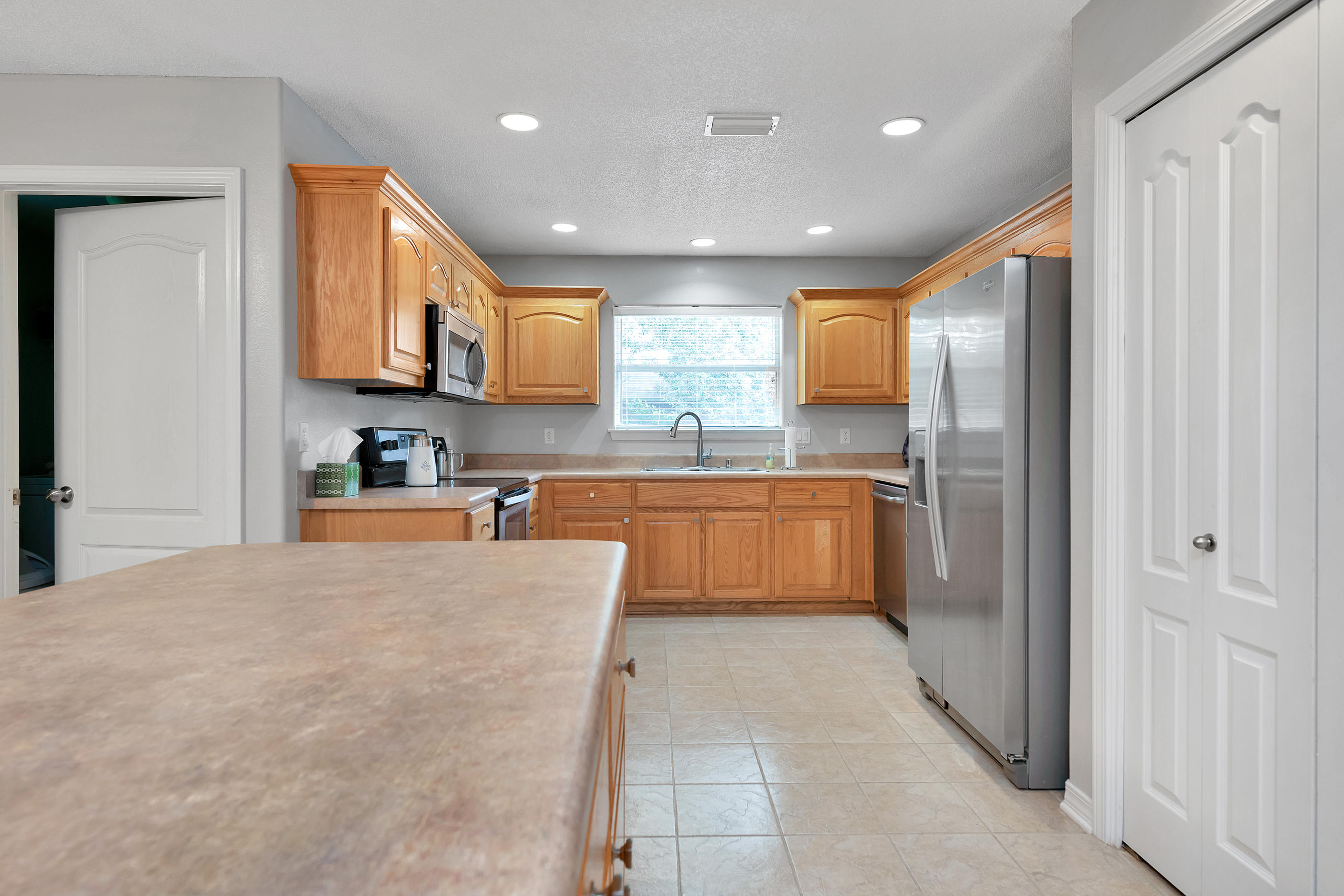 HOLLEY BY THE SEA - Residential