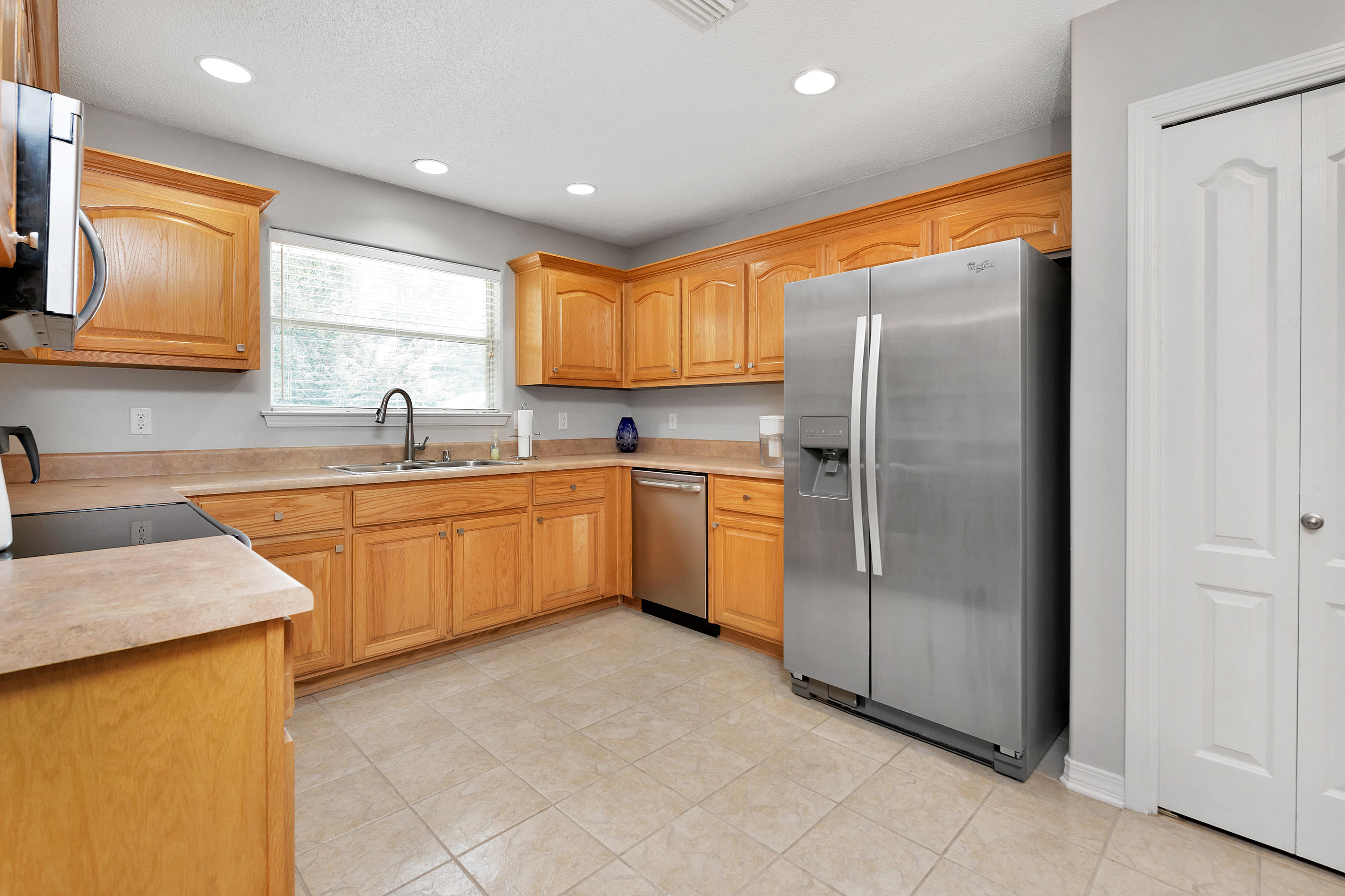 HOLLEY BY THE SEA - Residential