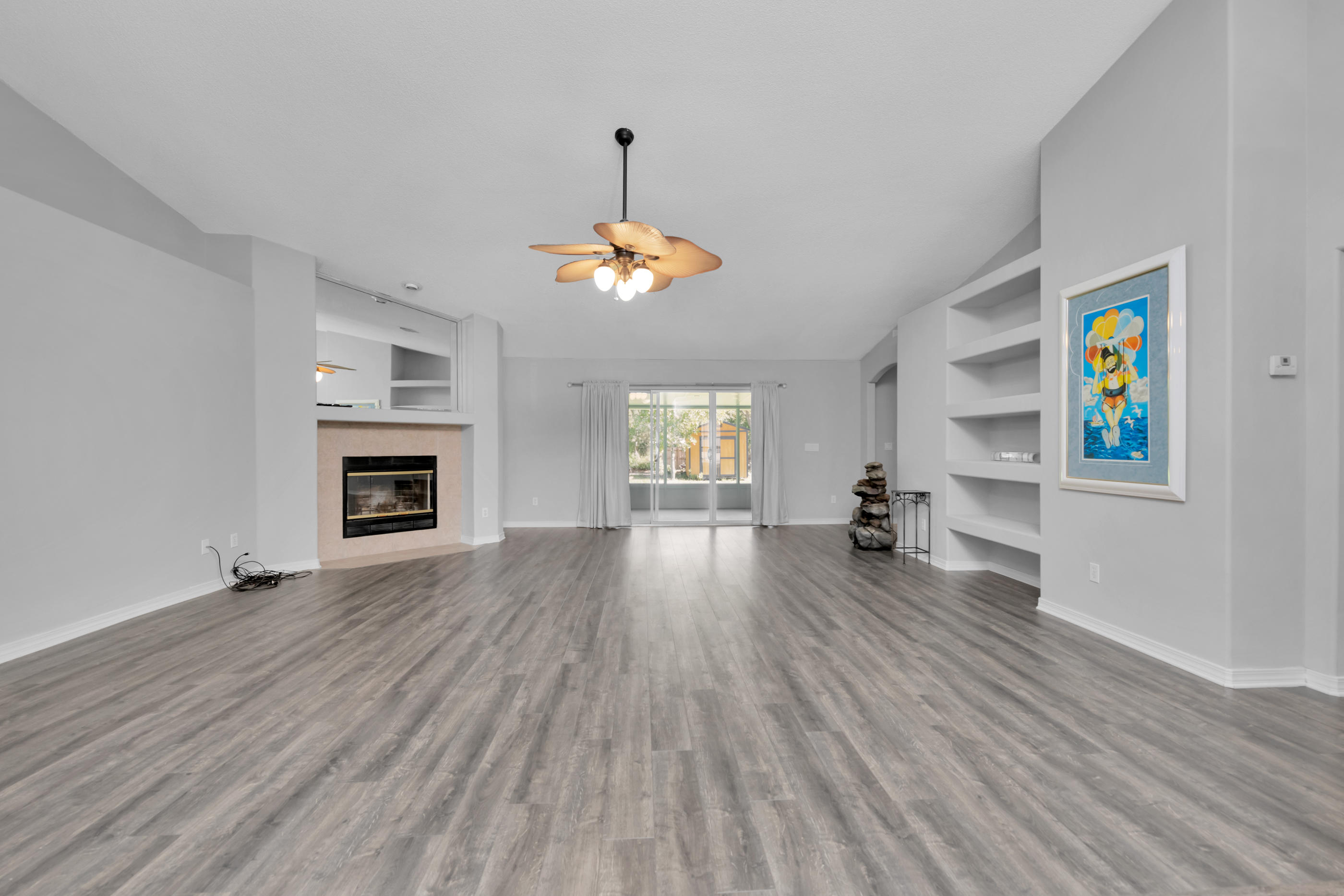 HOLLEY BY THE SEA - Residential