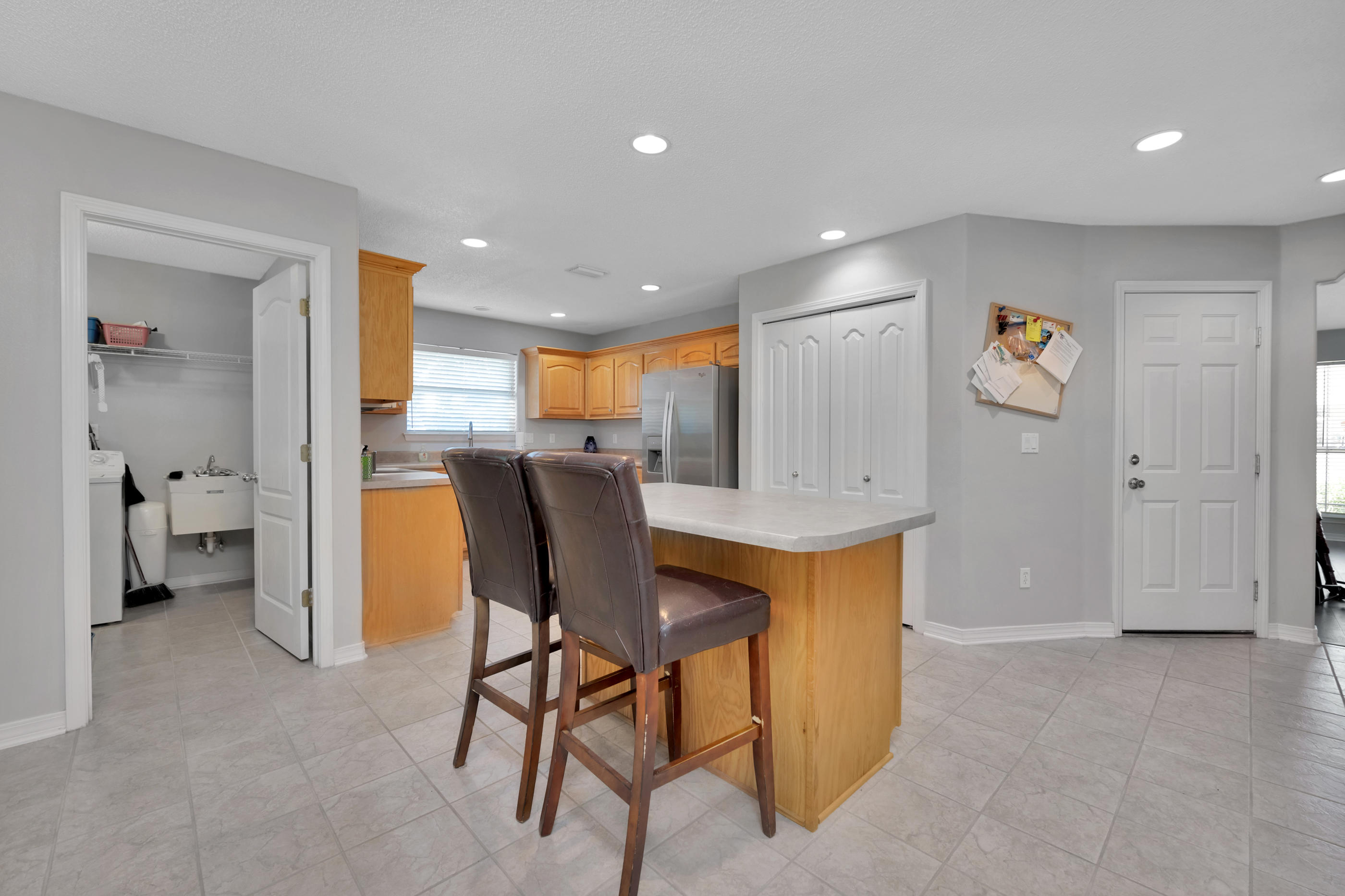 HOLLEY BY THE SEA - Residential