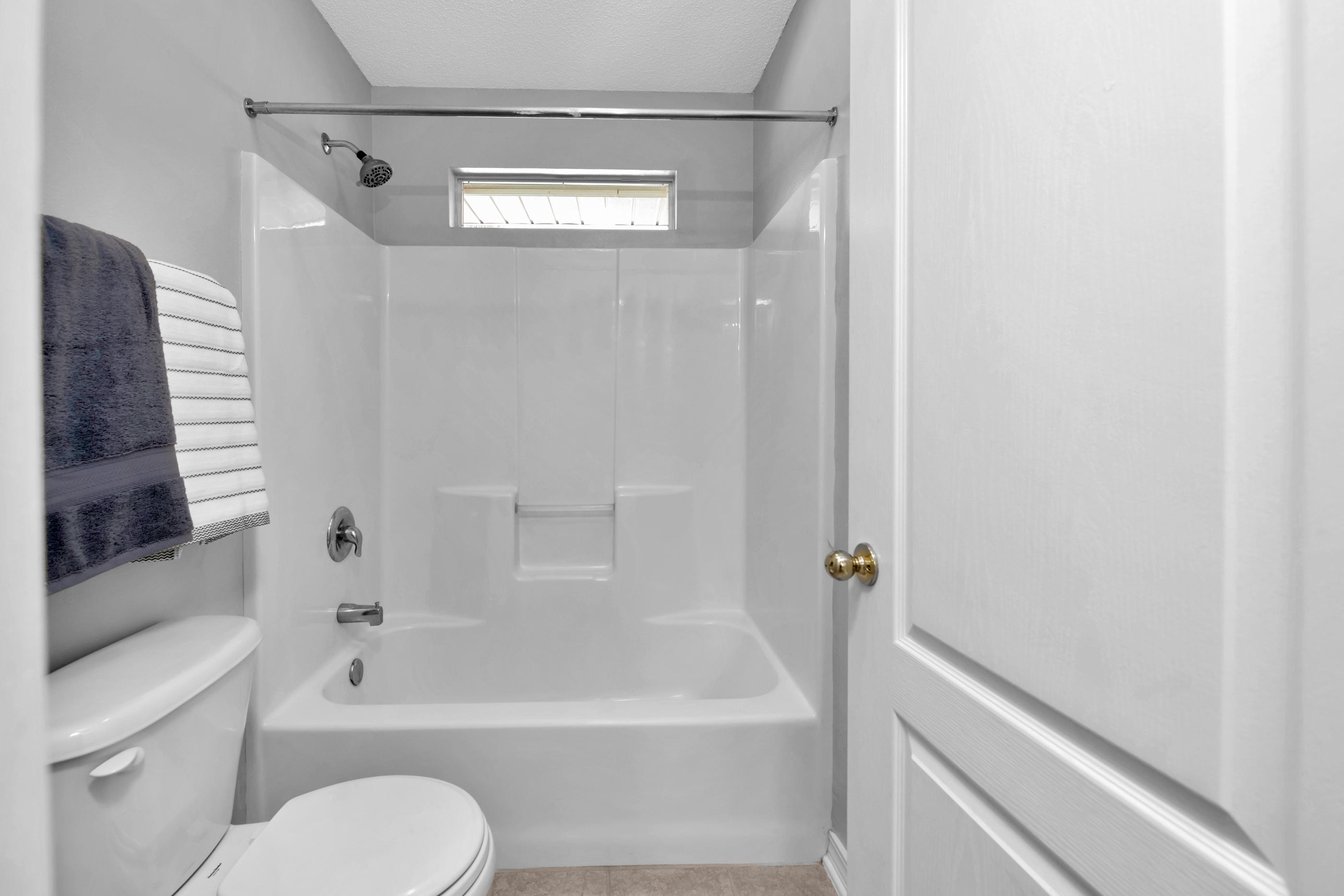 HOLLEY BY THE SEA - Residential