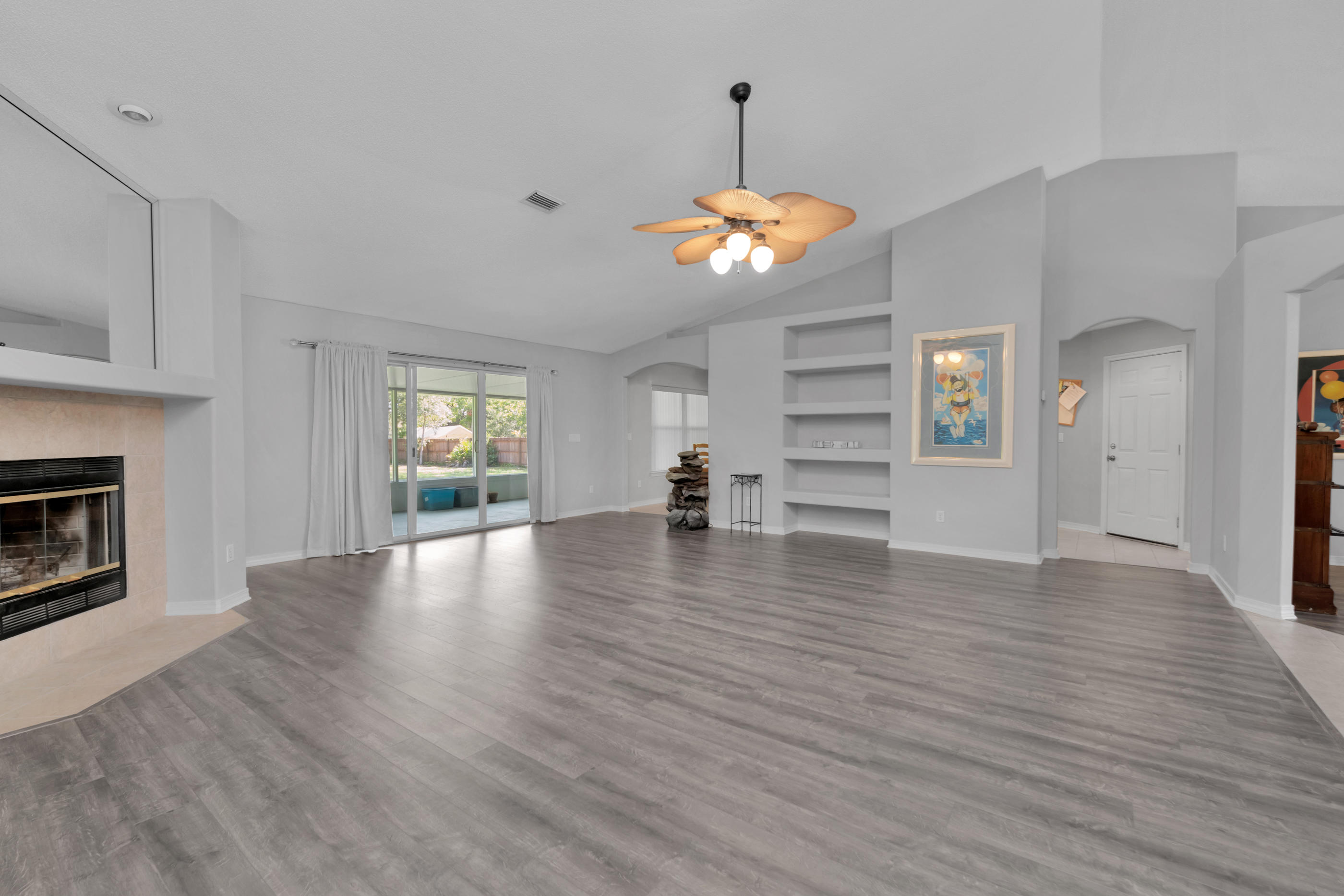 HOLLEY BY THE SEA - Residential