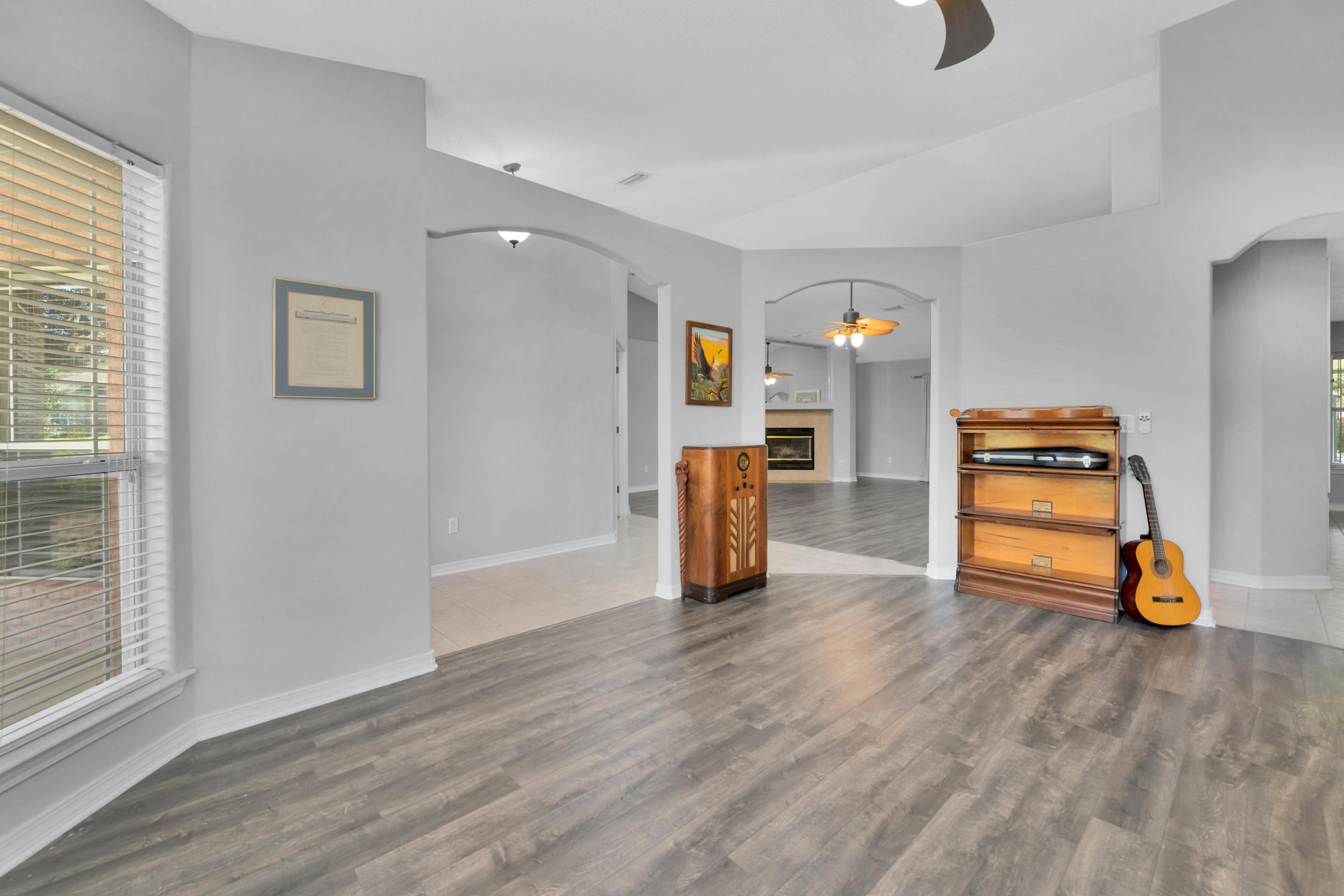 HOLLEY BY THE SEA - Residential