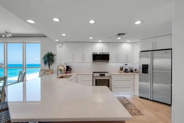 STERLING SANDS CONDO - Residential