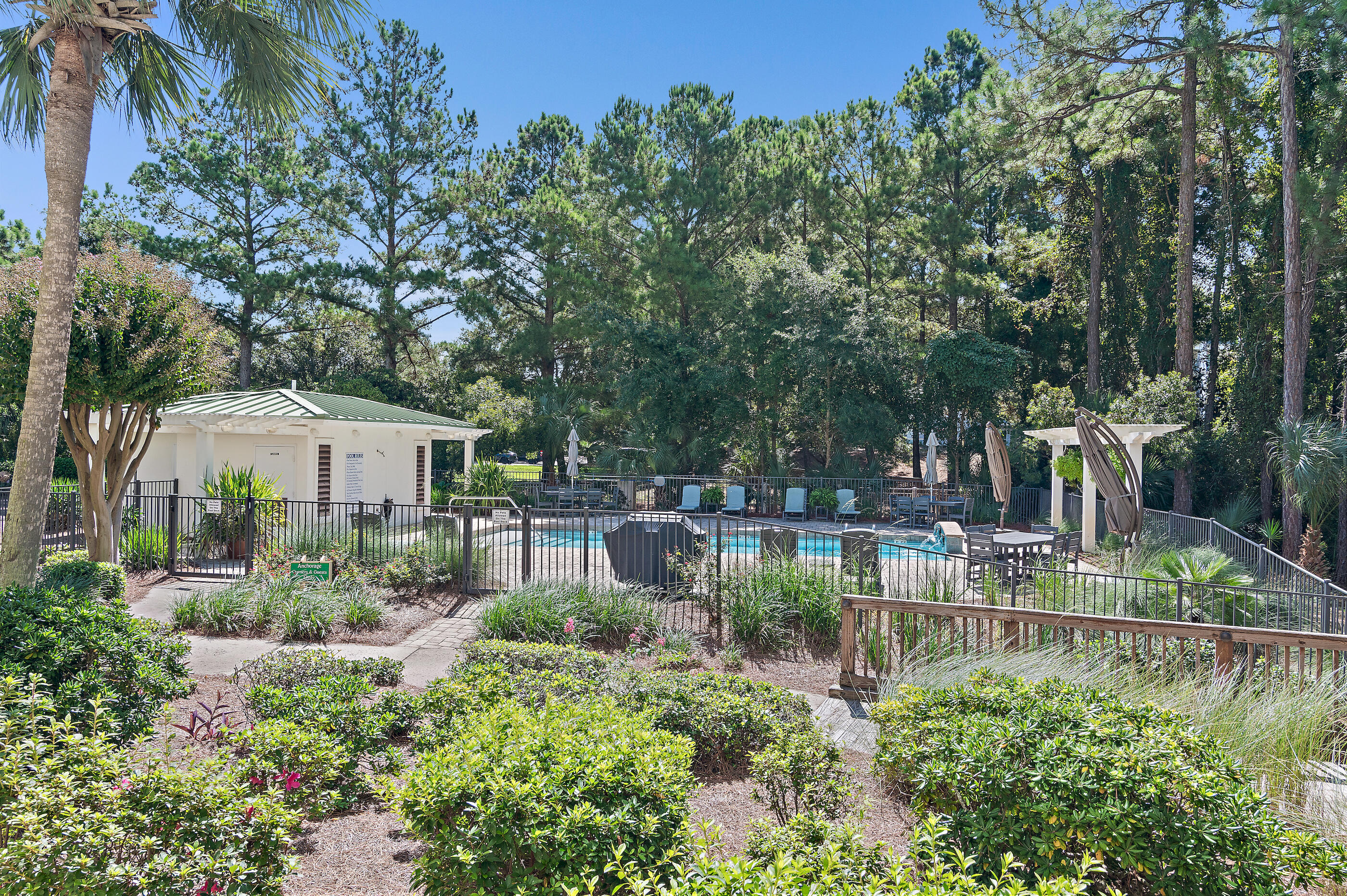 ANCHORAGE AT SANDESTIN THE - Residential