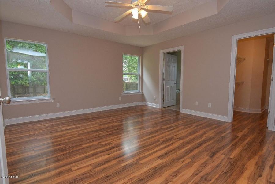 KINGS POINT UNIT 8 - Residential