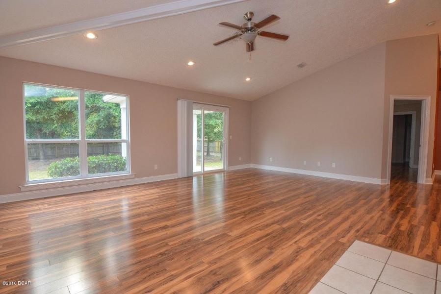 KINGS POINT UNIT 8 - Residential