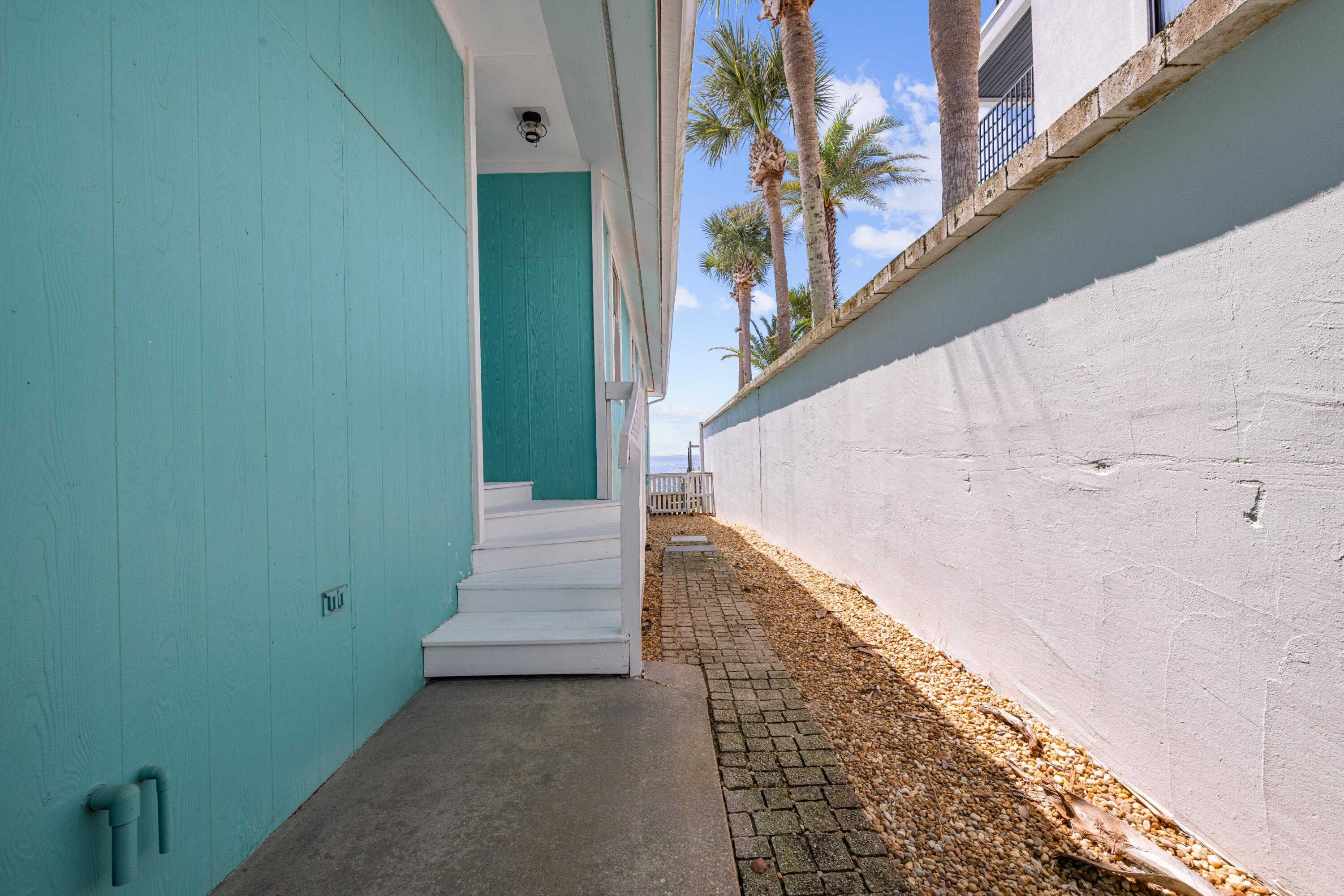 BAL HARBOUR OF SHALIMAR - Residential