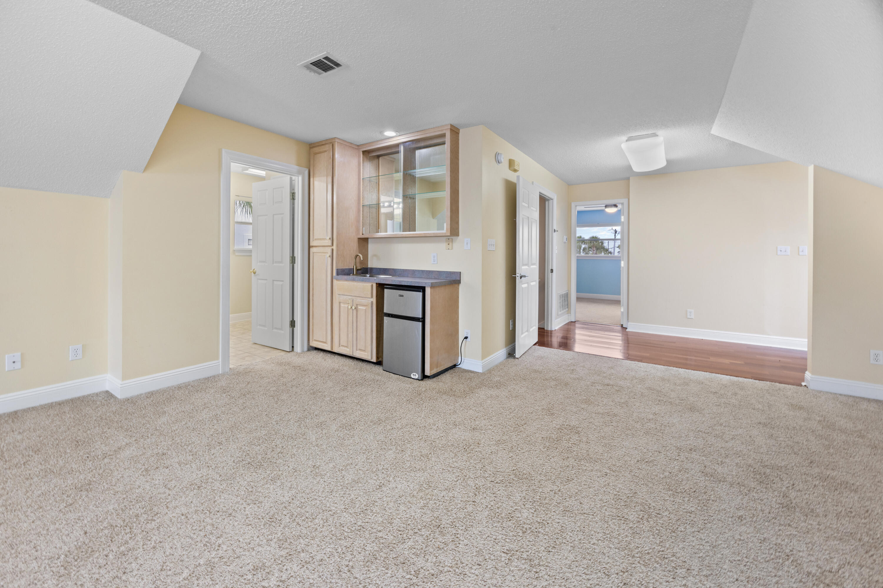 BAL HARBOUR OF SHALIMAR - Residential