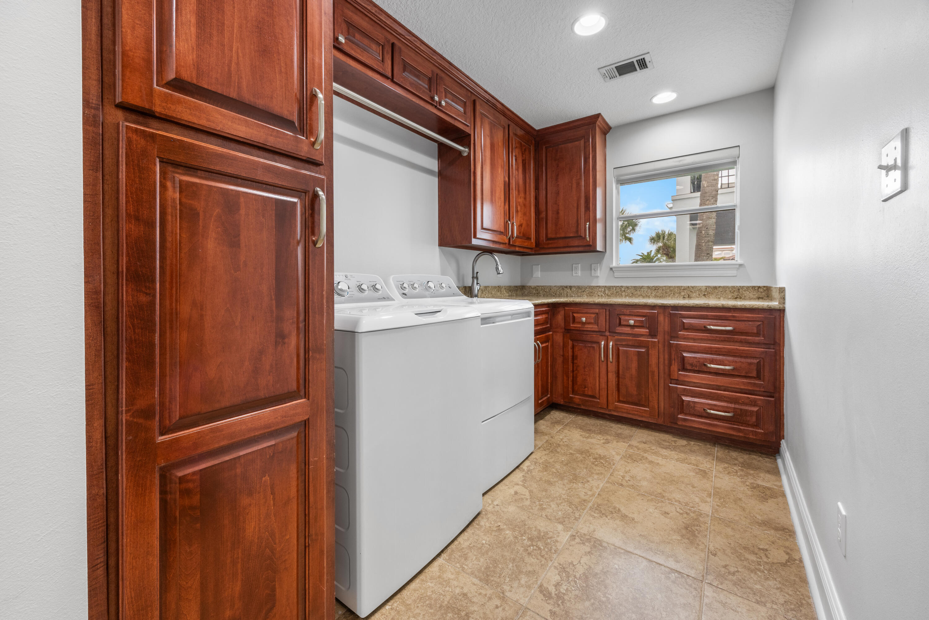 BAL HARBOUR OF SHALIMAR - Residential