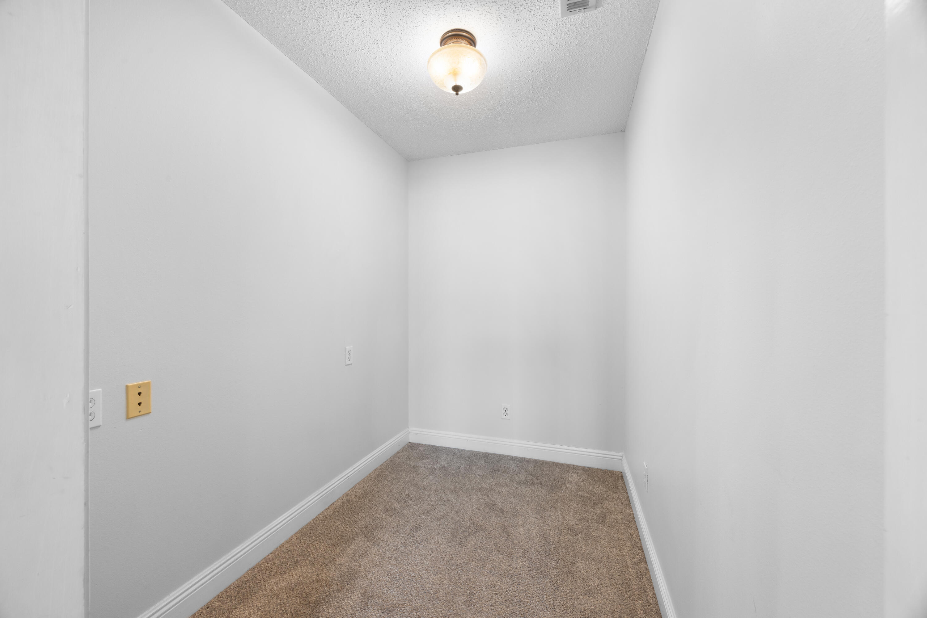 BAL HARBOUR OF SHALIMAR - Residential