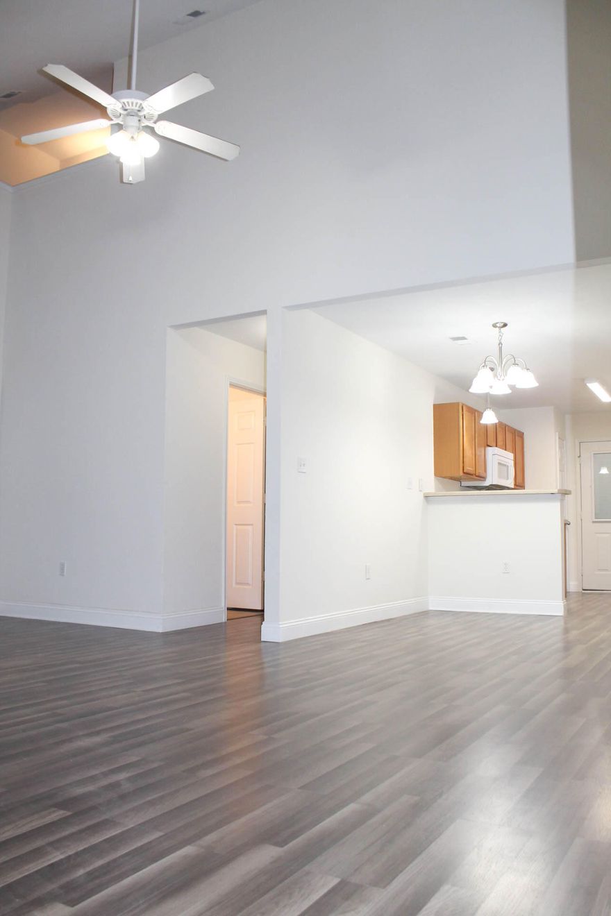 Located in the heart of Destin this beautiful townhome has a 3 Bedroom 2 Bath design with Master Bedroom and Bath on the 1st floor. Just remodeled with new flooring in kitchen, den, dining area, master bedroom, and both bathrooms. Freshly painted as well as new stove, microwave and LED lighting throughout. This townhome is a must see. Owner will pay for home warranty at closing.