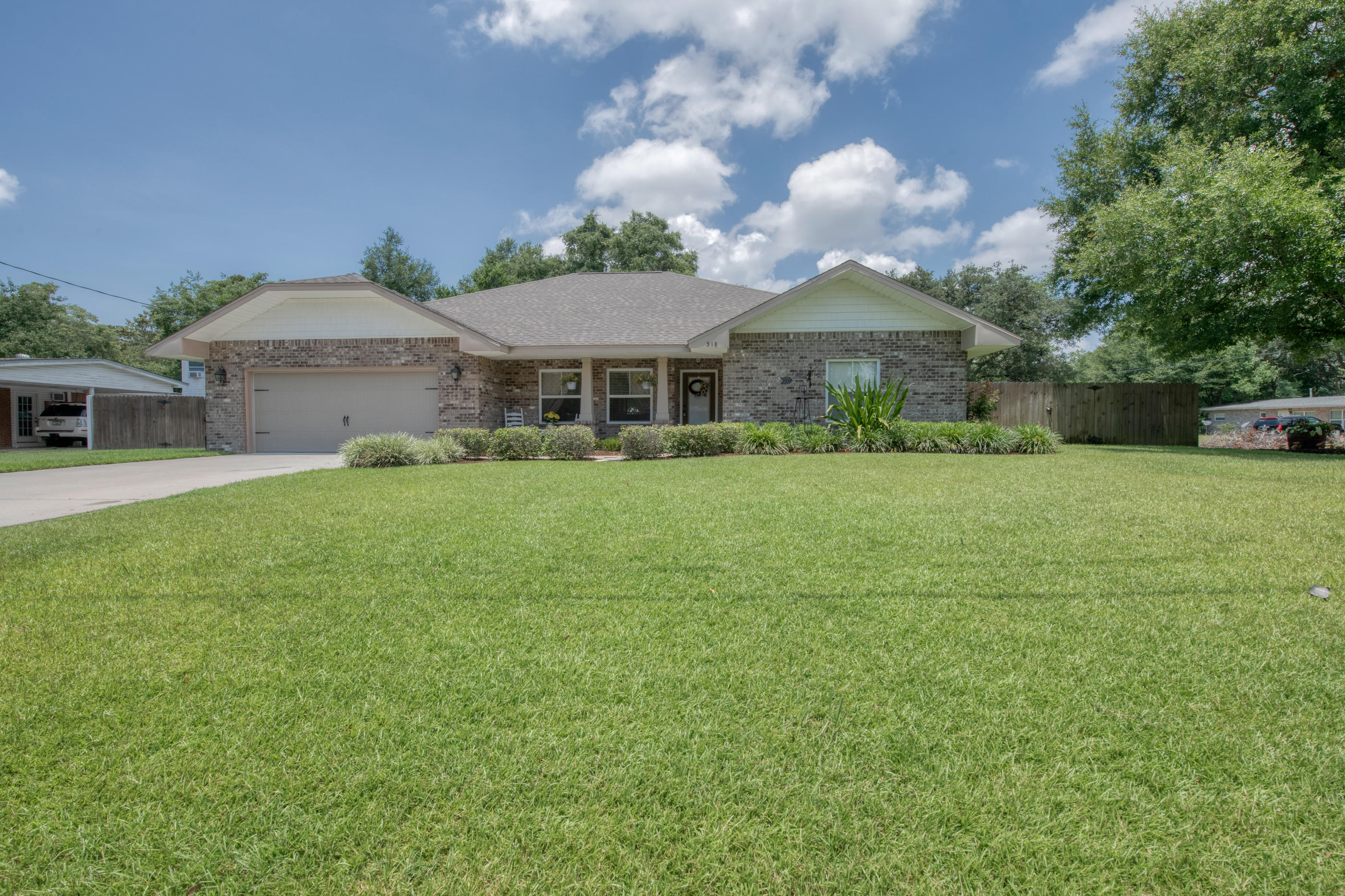 GARNIERS BEACH 3RD - Residential