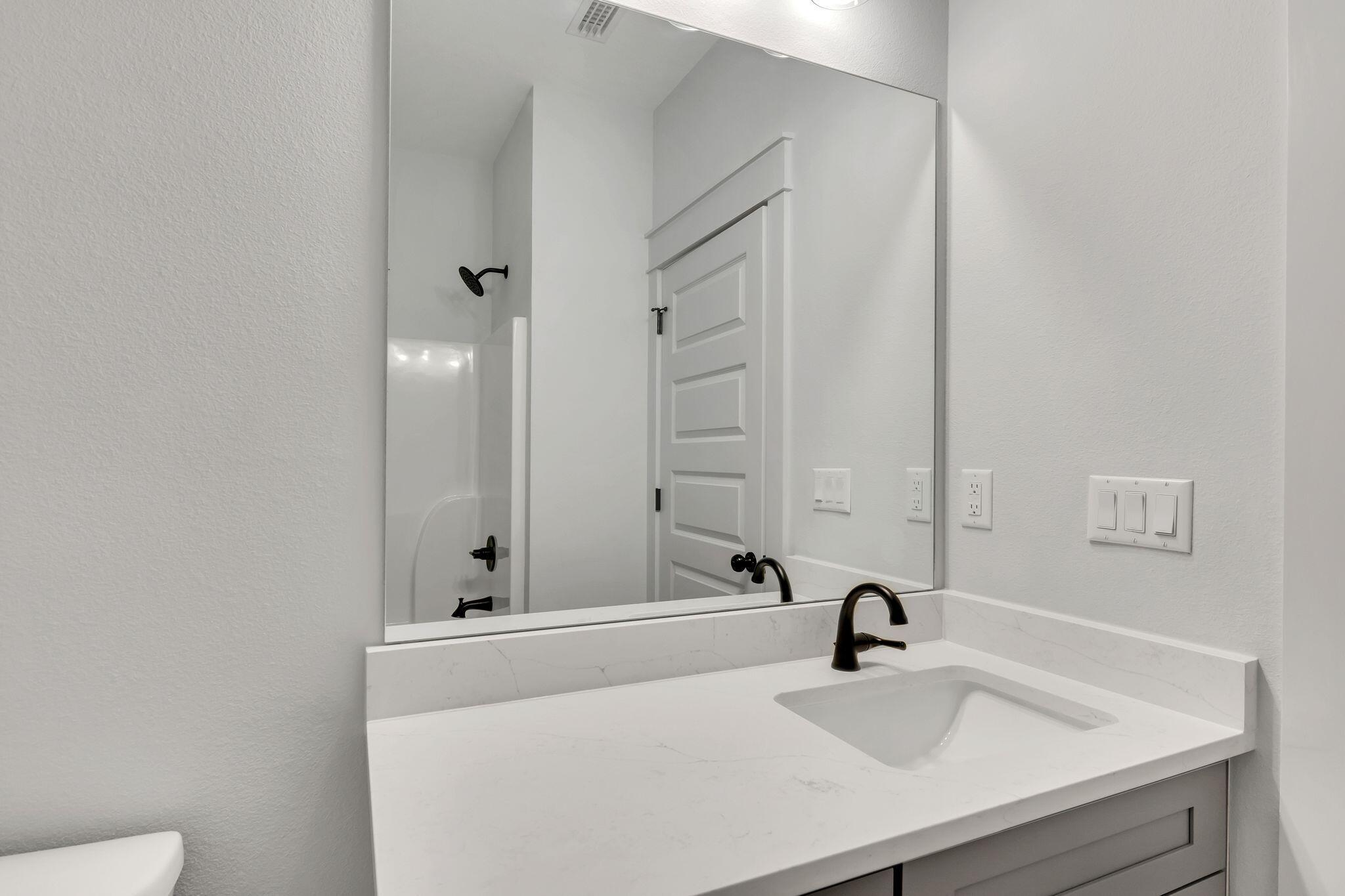 GARDEN CITY - Residential Lease