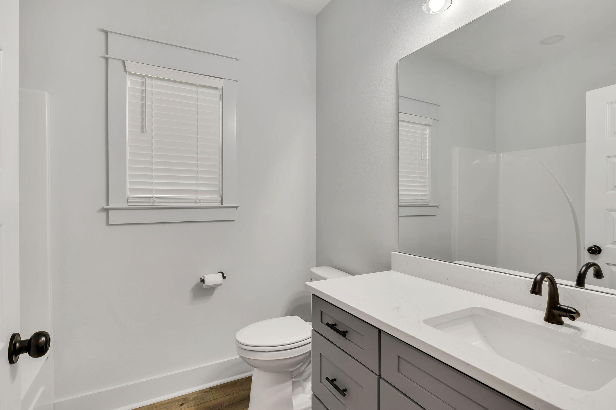 GARDEN CITY - Residential Lease